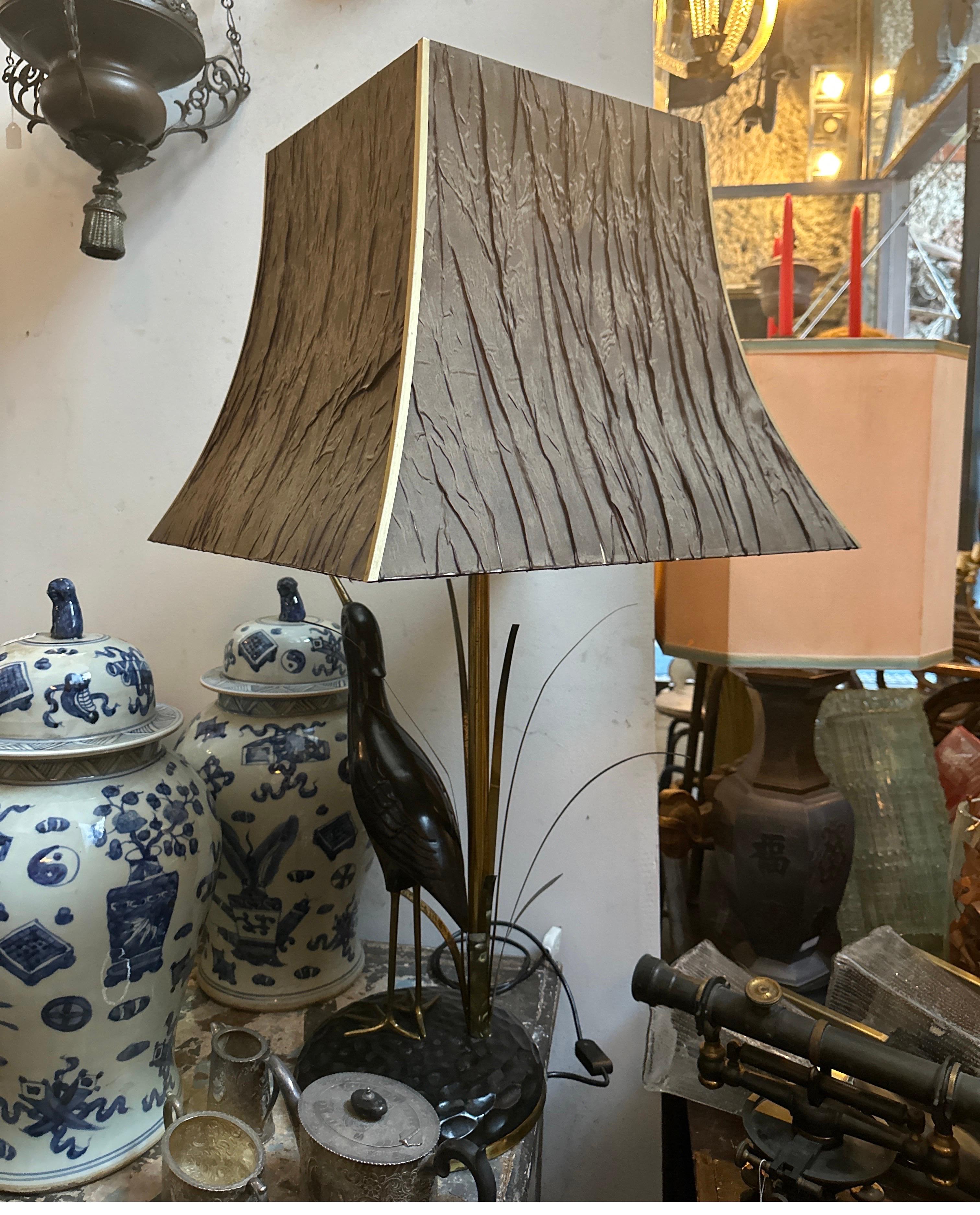 A 1950s Mid-Century Modern Brass Italian Table Lamp by Lanciotto Galeotti 6