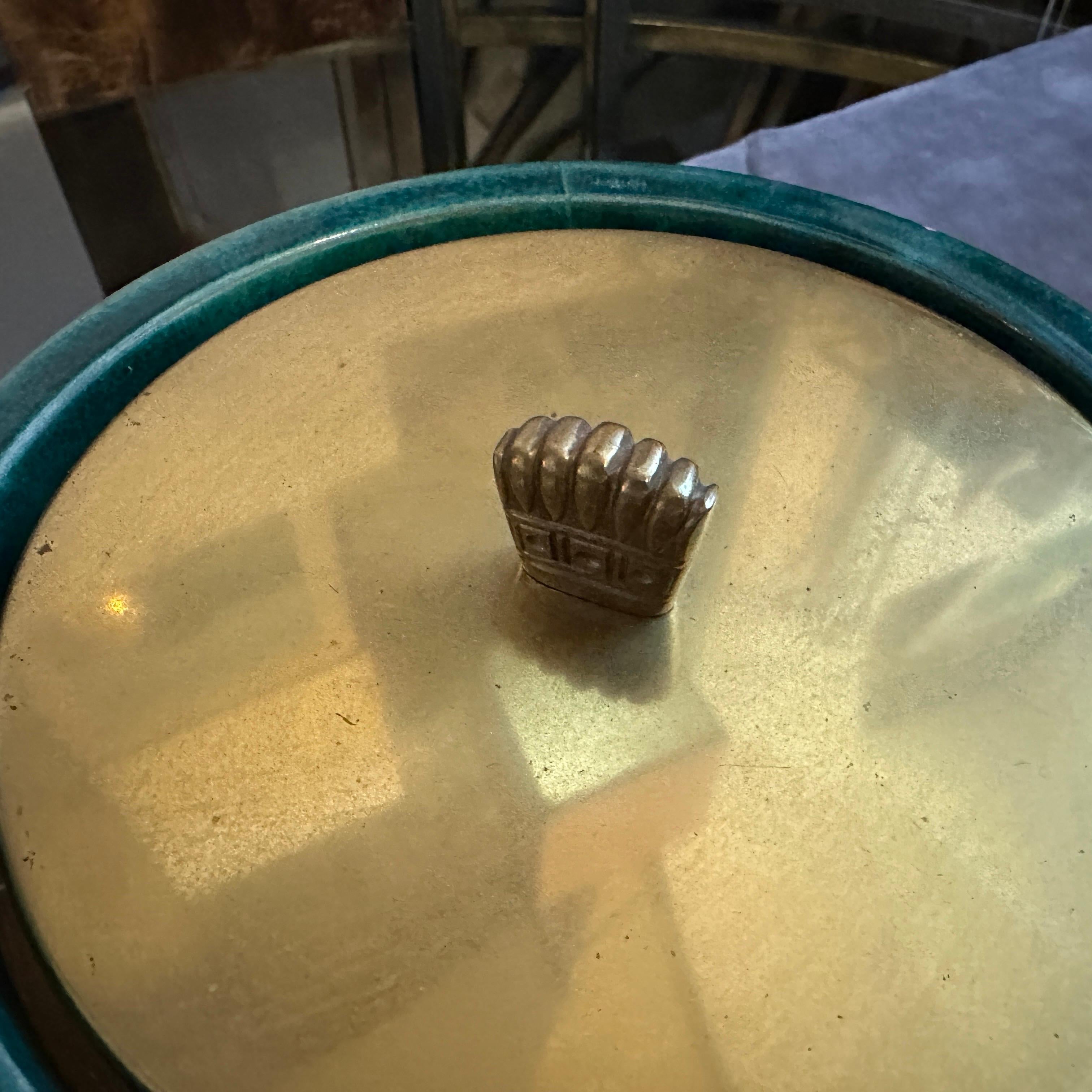 20ième siècle Seau à glace en peau de chèvre verte et laiton d'Aldo Tura, datant des années 1950 et d'une modernité de milieu de siècle en vente