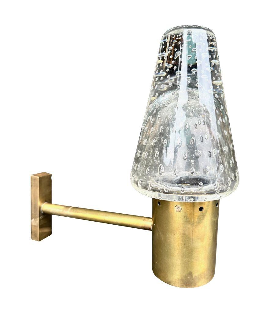 Aplique de cristal de Murano y latón de los años 50, obra de Gino Sarfatti y Archimede Seguso. Italiano en venta