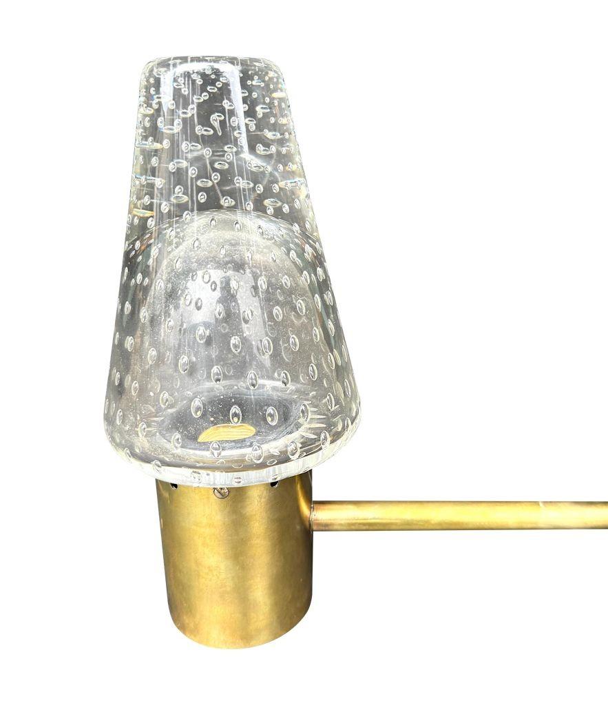 Aplique de cristal de Murano y latón de los años 50, obra de Gino Sarfatti y Archimede Seguso. Latón en venta