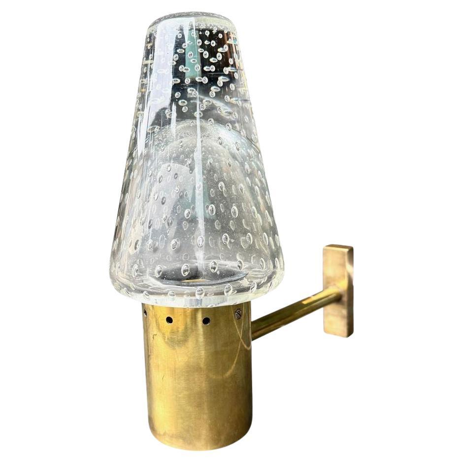 Aplique de cristal de Murano y latón de los años 50, obra de Gino Sarfatti y Archimede Seguso. en venta