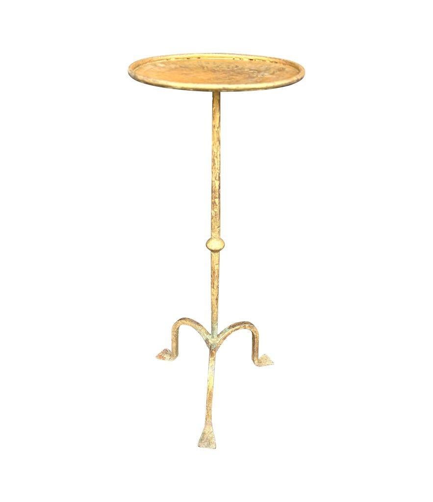 Ein spanischer Martini-Tisch aus vergoldetem Schmiedeeisen aus den 1950er Jahren im Angebot 6