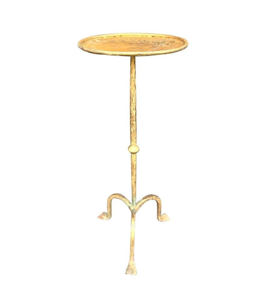 Ein spanischer Martini-Tisch aus vergoldetem Schmiedeeisen aus den 1950er Jahren im Angebot 12