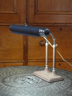 Une lampe de bureau américaine des années 1960