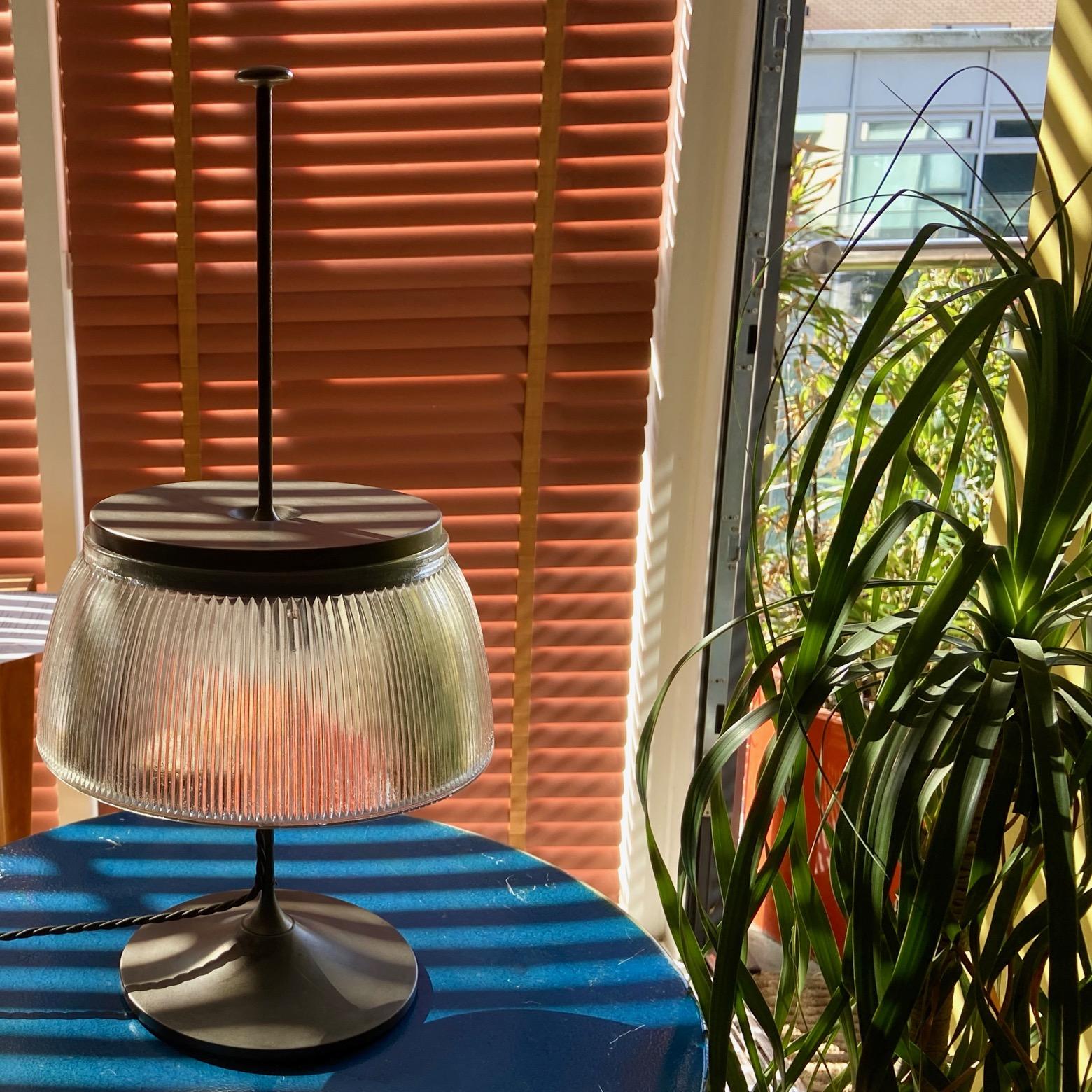1960's Desk or Table Lamp, Metal and Glass, Attributed to Tito Agnoli for O-Luce In Good Condition In London, Fitzrovia