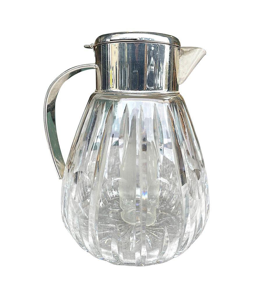 A 1960s German crystal and silver plated lemonade jug with central ice tube For Sale 3