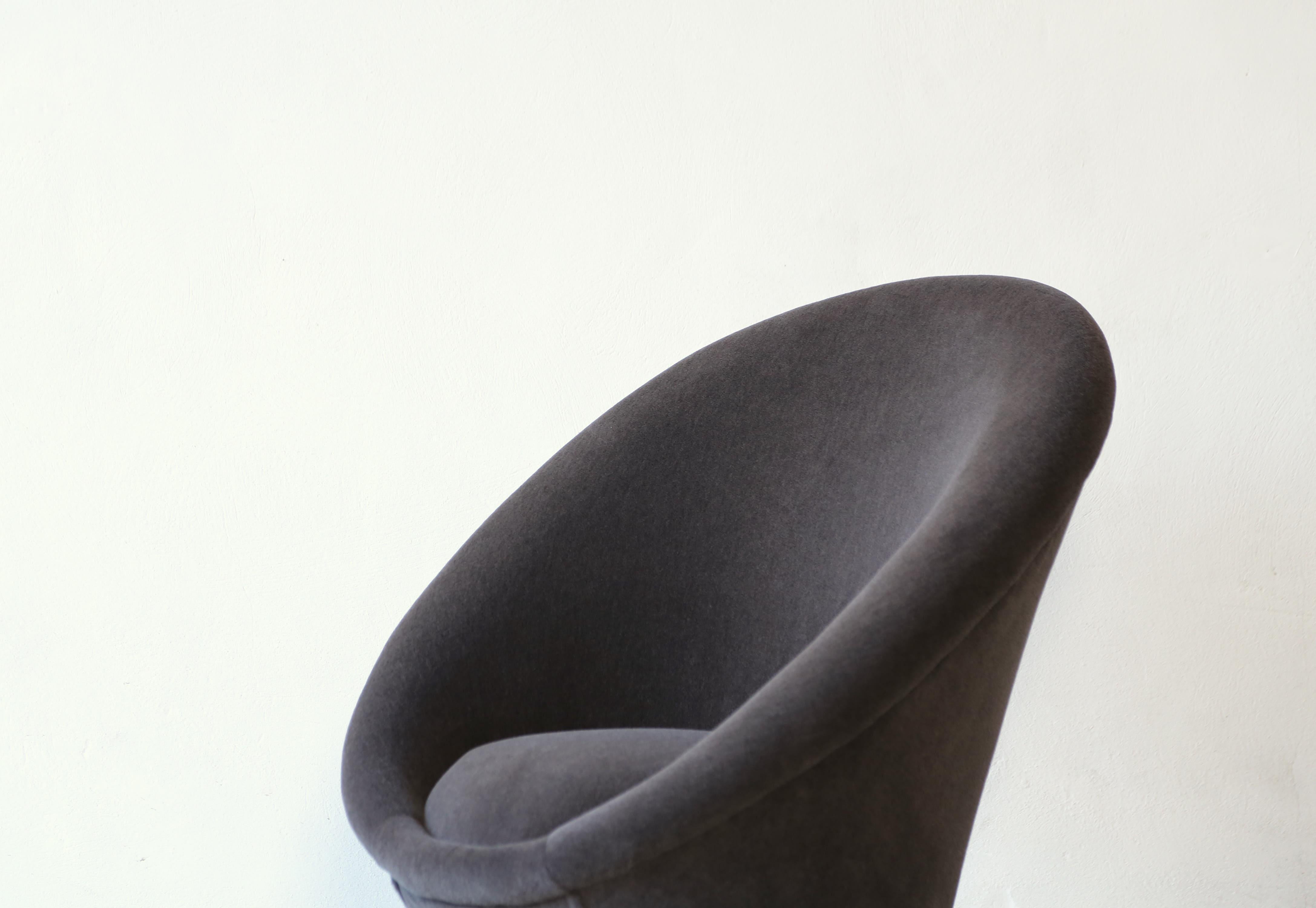 A 1960s Italian Egg Chair, Newly Upholstered in Alpaca 1