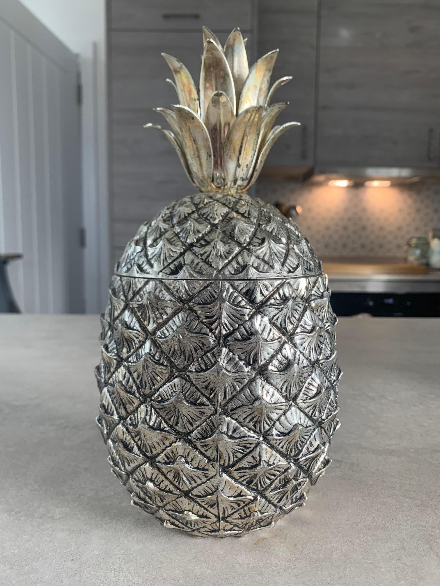 1960s Italian Metal Pineapple Ice Bucket by Mauro Manetti with Gilt Leaves 4