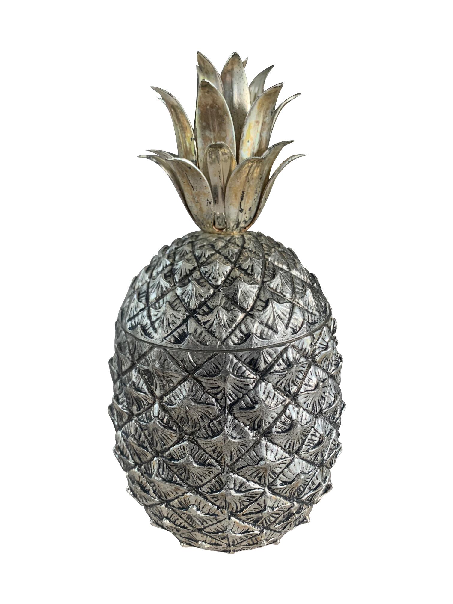 A 1960s Italian metal pineapple ice bucket by Mauro Manetti with gilt leaves and original metal liner. Designed for Fonderia D'Arte foundry, Firenze Italy and stamped on the base 