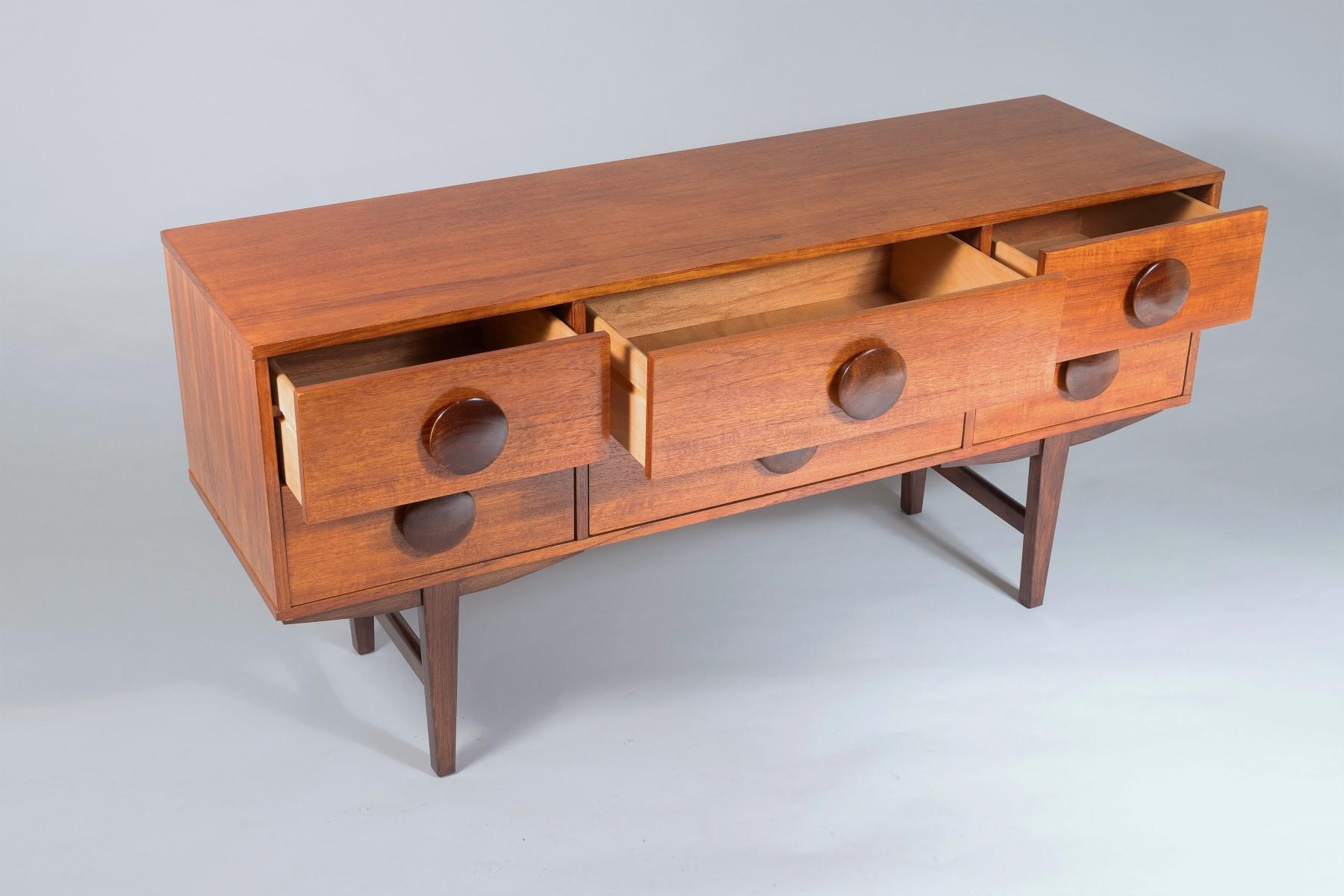 20th Century A 1960s Mid Century Button Handled Teak Sideboard  6 drawer Credenza For Sale