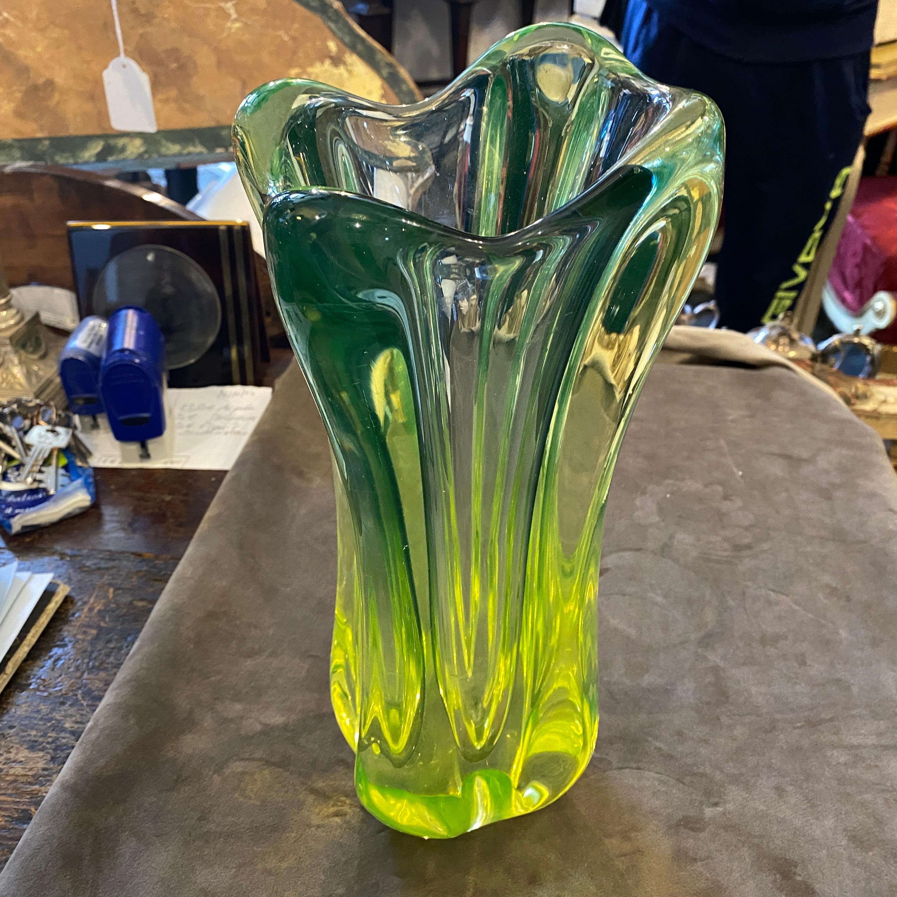 1960s Mid-Century Modern Green Murano Glass Vase 2