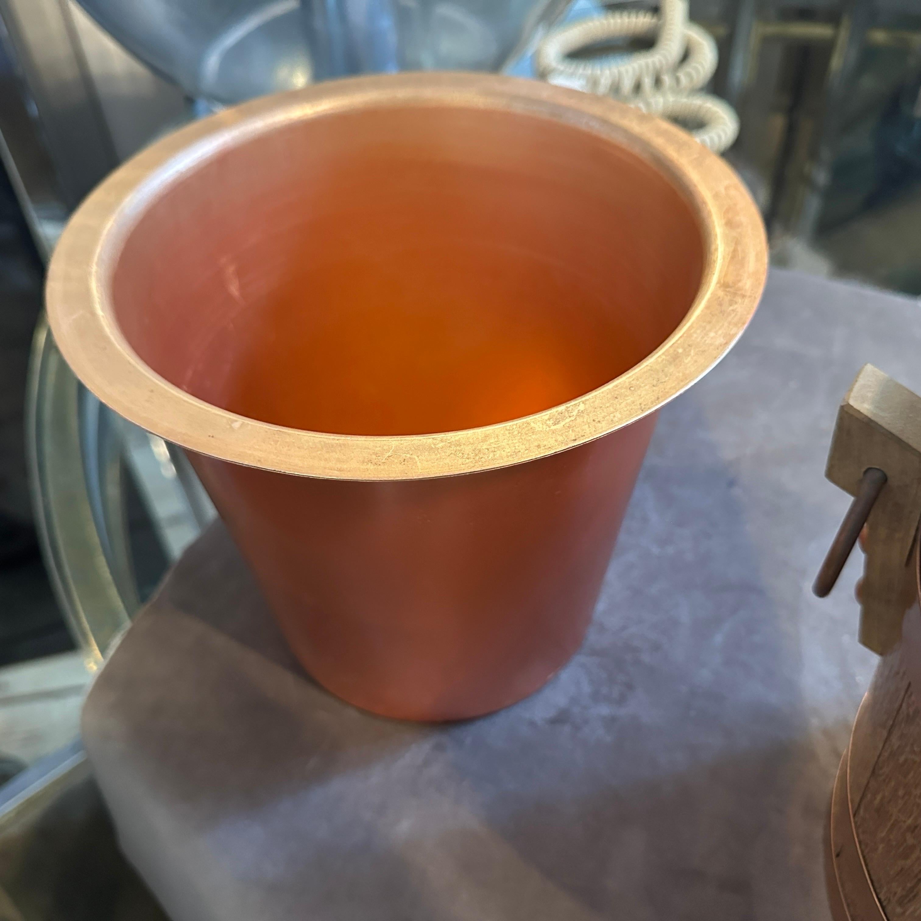 A 1960s Mid-Century Modern Oak and Copper French Wine Cooler For Sale 2