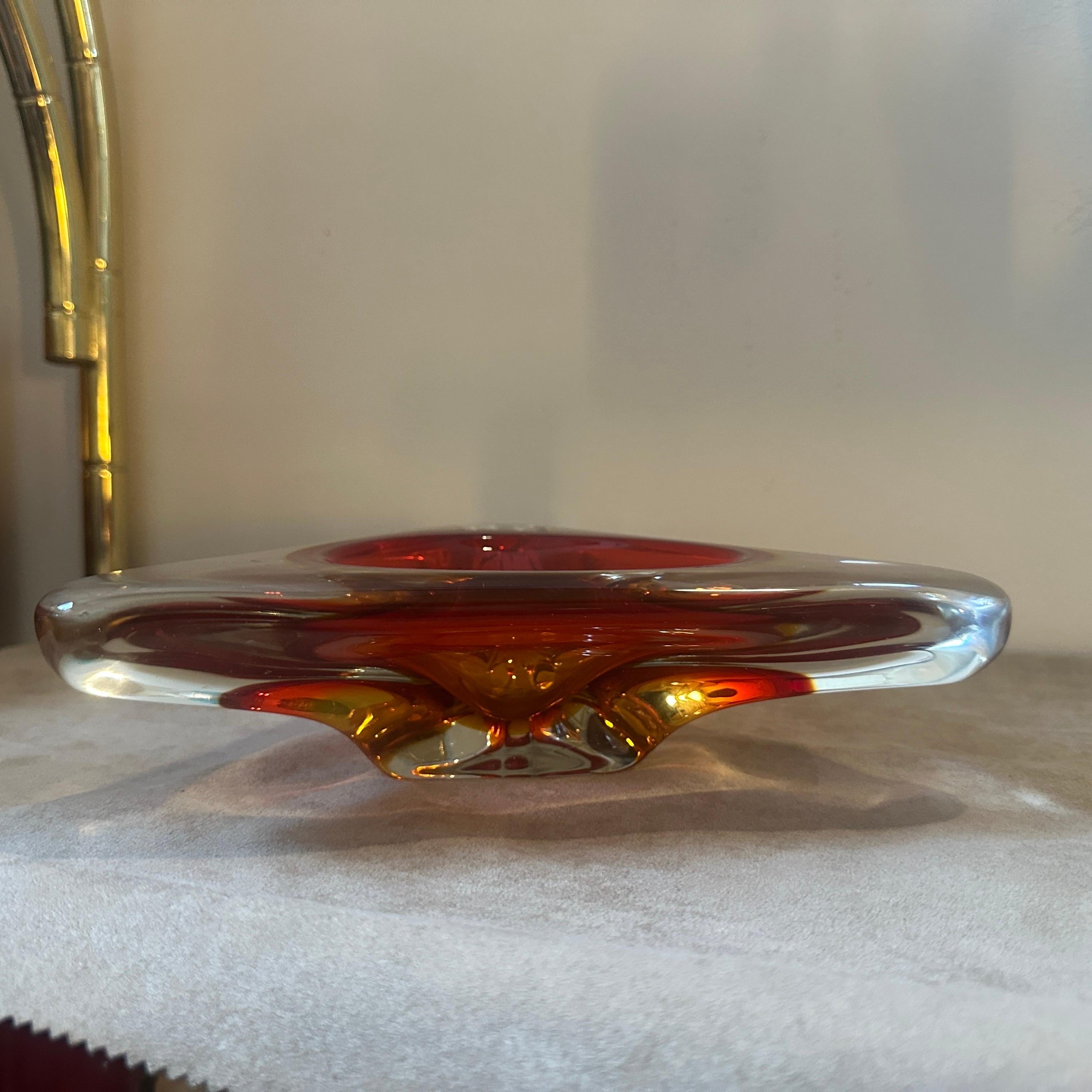 A 1960s Modernist Red Sommerso Murano Glass Large Triangular Ashtray by Seguso For Sale 4