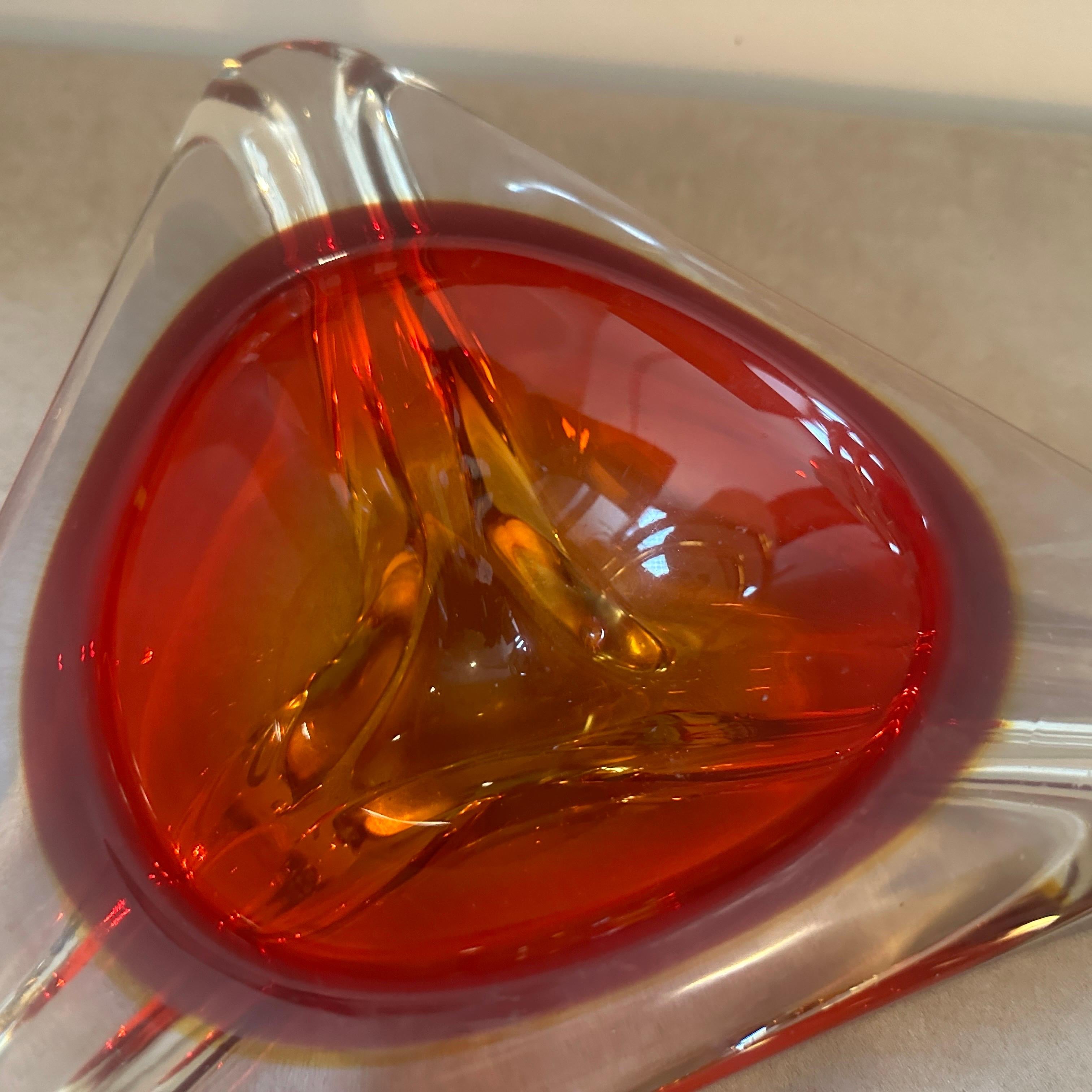 A 1960s Modernist Red Sommerso Murano Glass Large Triangular Ashtray by Seguso For Sale 5