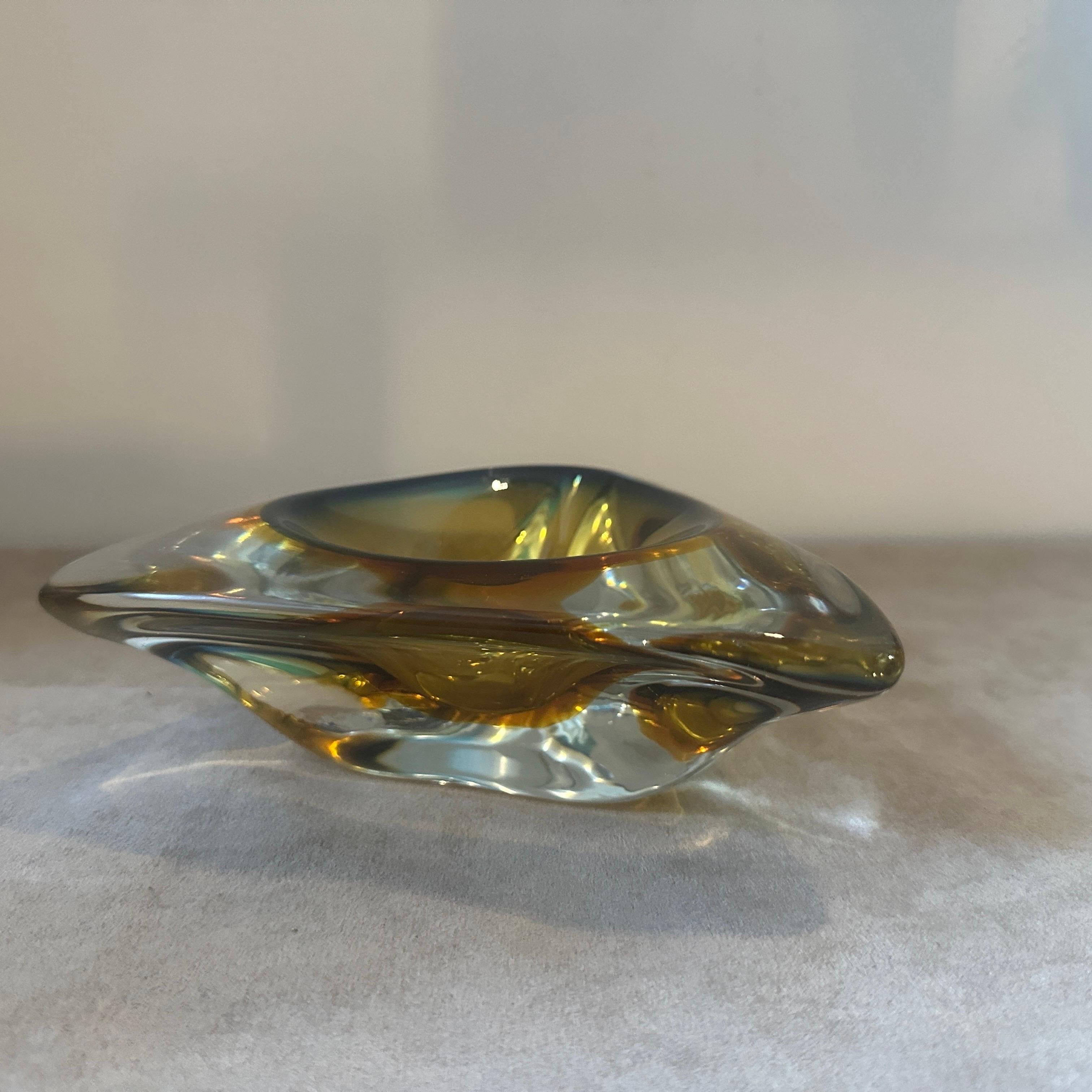 Italian A 1960s Modernist Yellow Green Sommerso Murano Glass Ashtray by Seguso For Sale