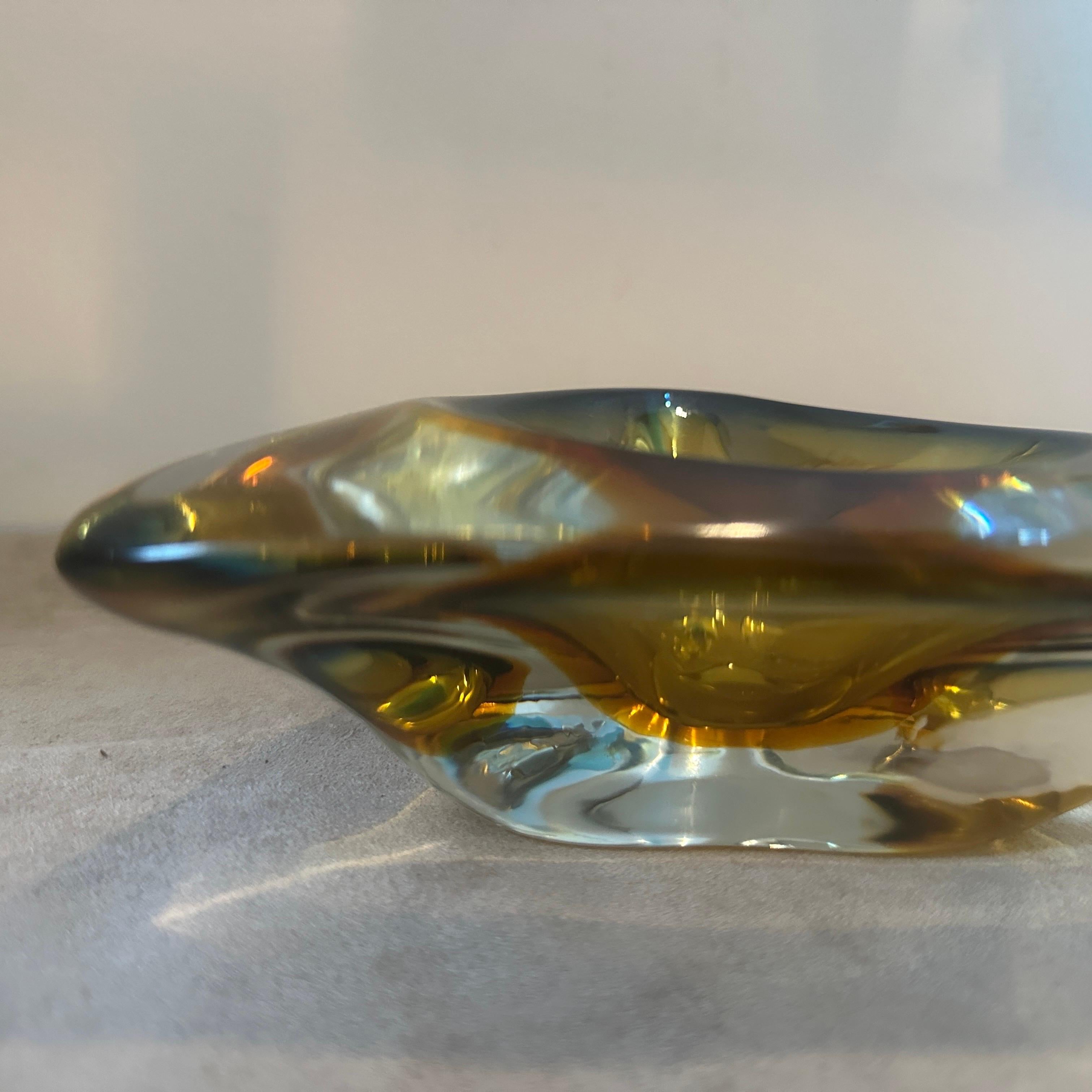 20th Century A 1960s Modernist Yellow Green Sommerso Murano Glass Ashtray by Seguso For Sale