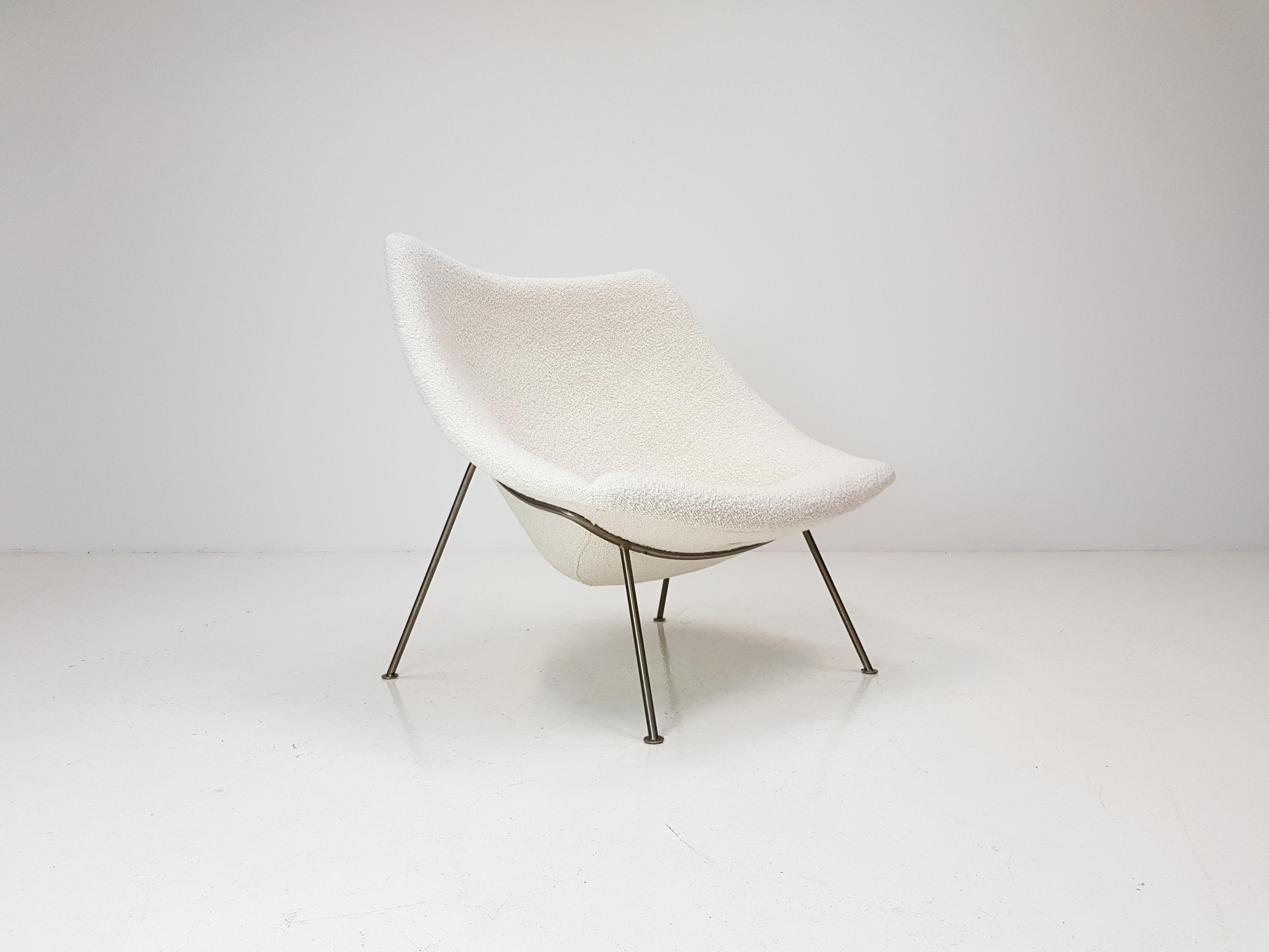 1960s Pierre Paulin Oyster Chair for Artifort in Bouclé Fabric 3