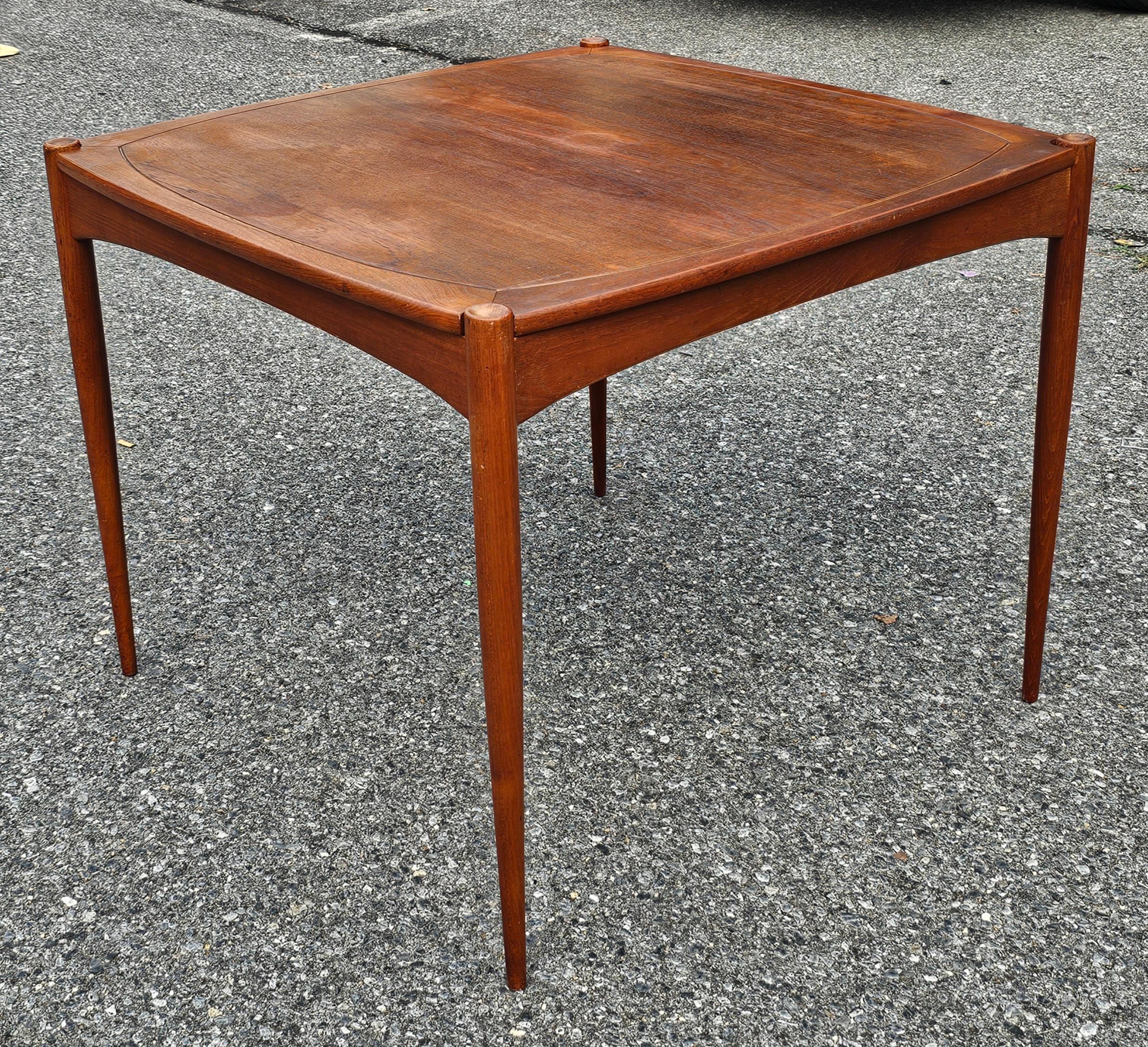Un tavolo da pranzo e da gioco danese reversibile in teak degli anni '60 di Selig 2