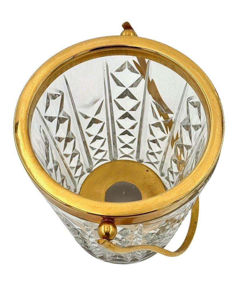 Ein 1960er Val Saint Lambert Eiskübel aus Kristall und vergoldet mit Eisgreifern im Angebot 8