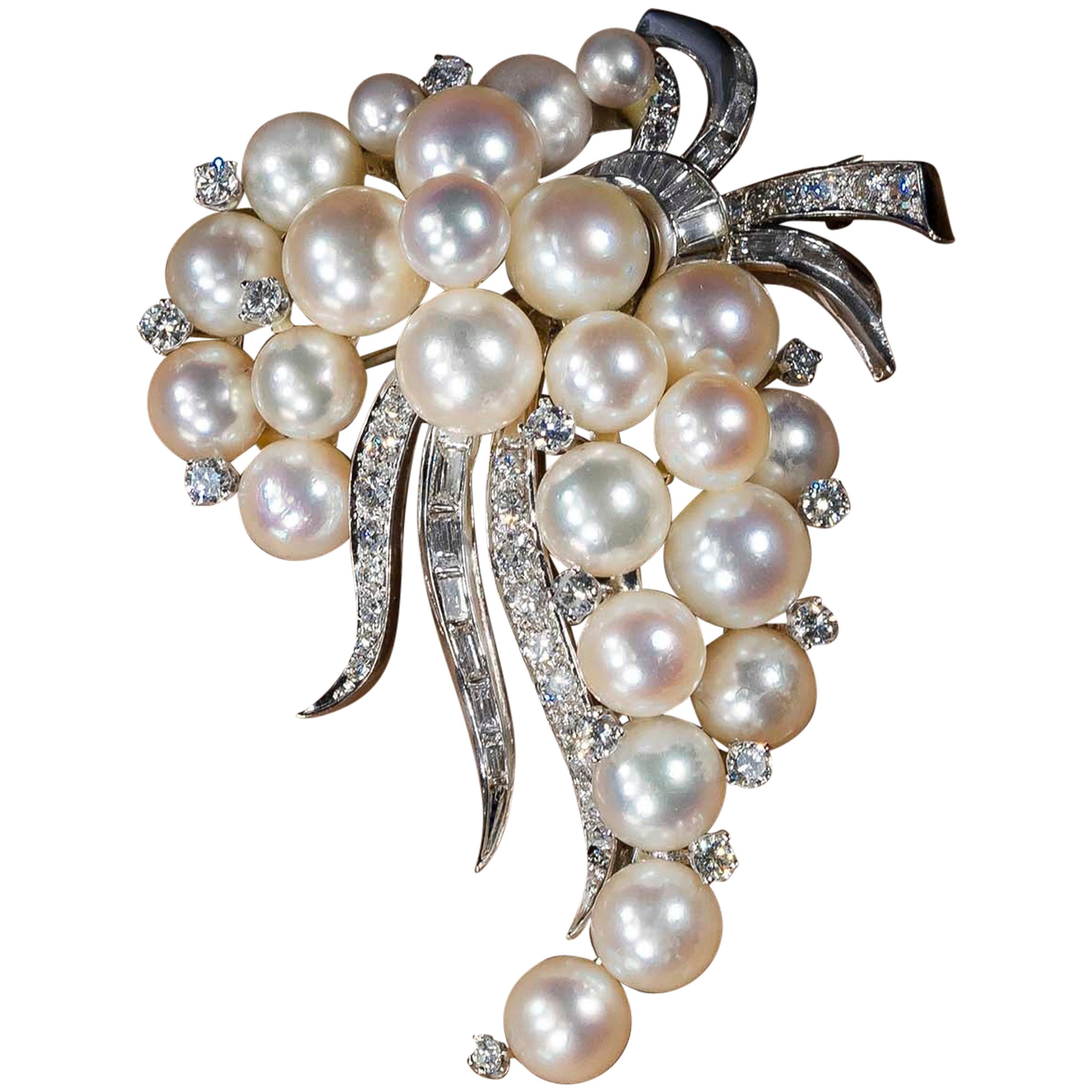 1960s White Gold Pearl and Diamond Set 2.27 Carat Brooch Pin For Sale