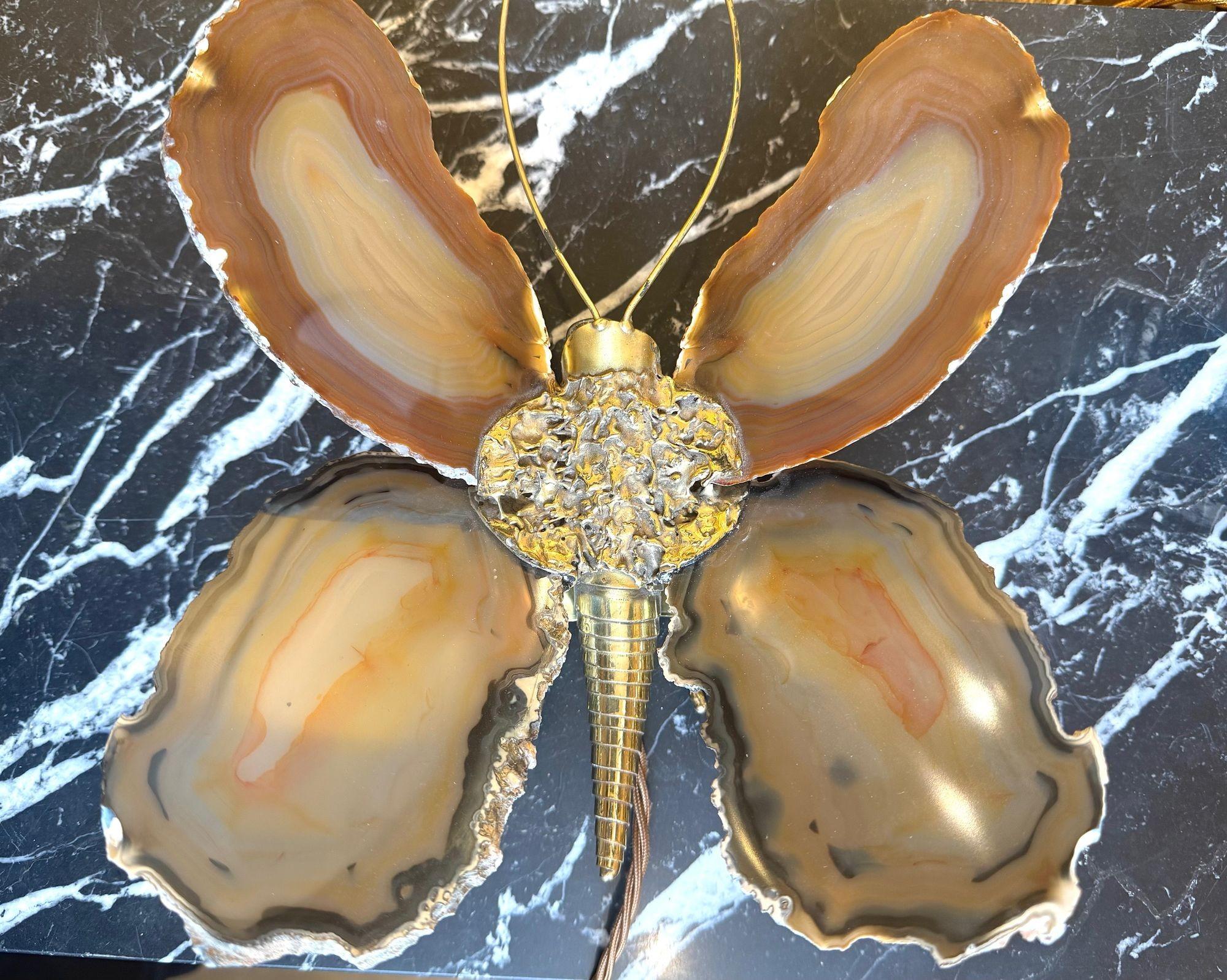 A 1970s Agate and brass butterfly wall light by Isabelle Faure For Sale 7