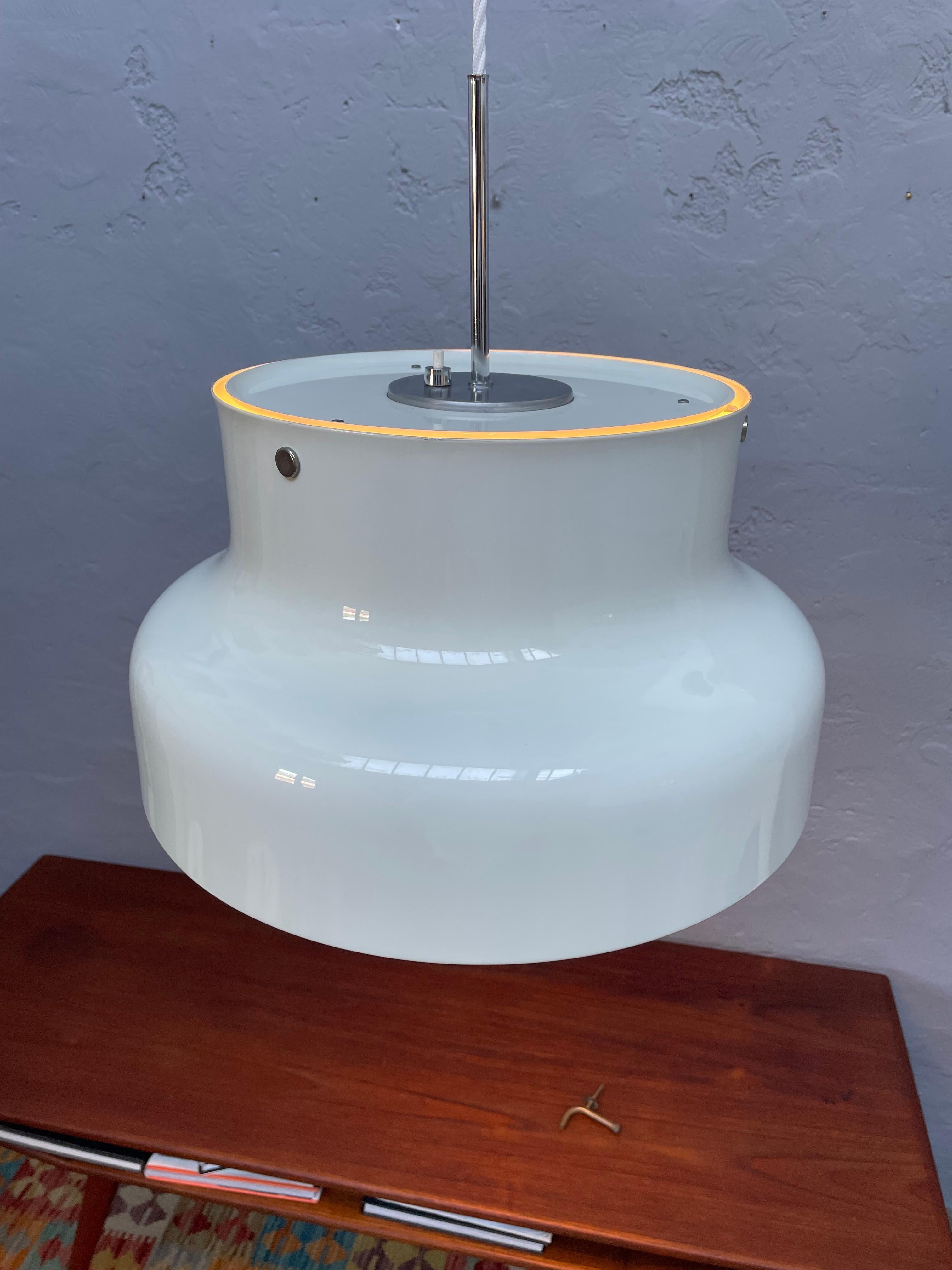 Mid-Century moderno Ciondolo Bumling degli anni '70 di Anders Pearson per Atelje Lyktan, Svezia in vendita