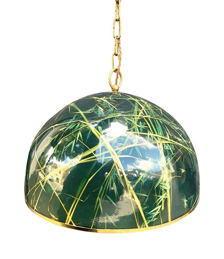 A 1970s green acrylic and brass light by Giovanni Banci for Banci Firenze For Sale 5