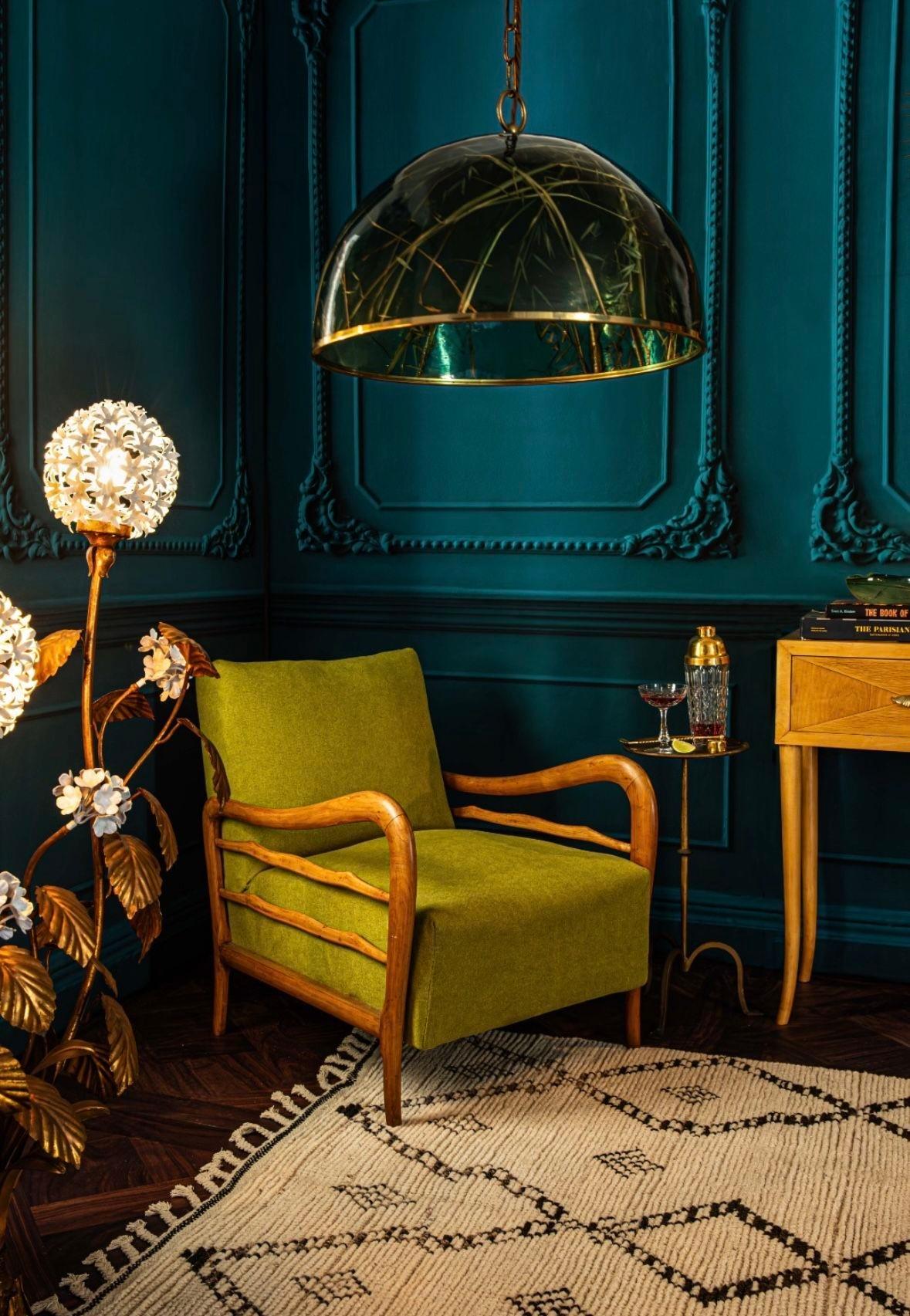 An unusual 1970s green acrylic and brass pendant light by Giovanni Banci for Banci Firenze, with real wheat sheaves encased inside the acrylic. With orignal brass chain, ceiling rose and orignal label. re wired with new brass fittings and PAT
