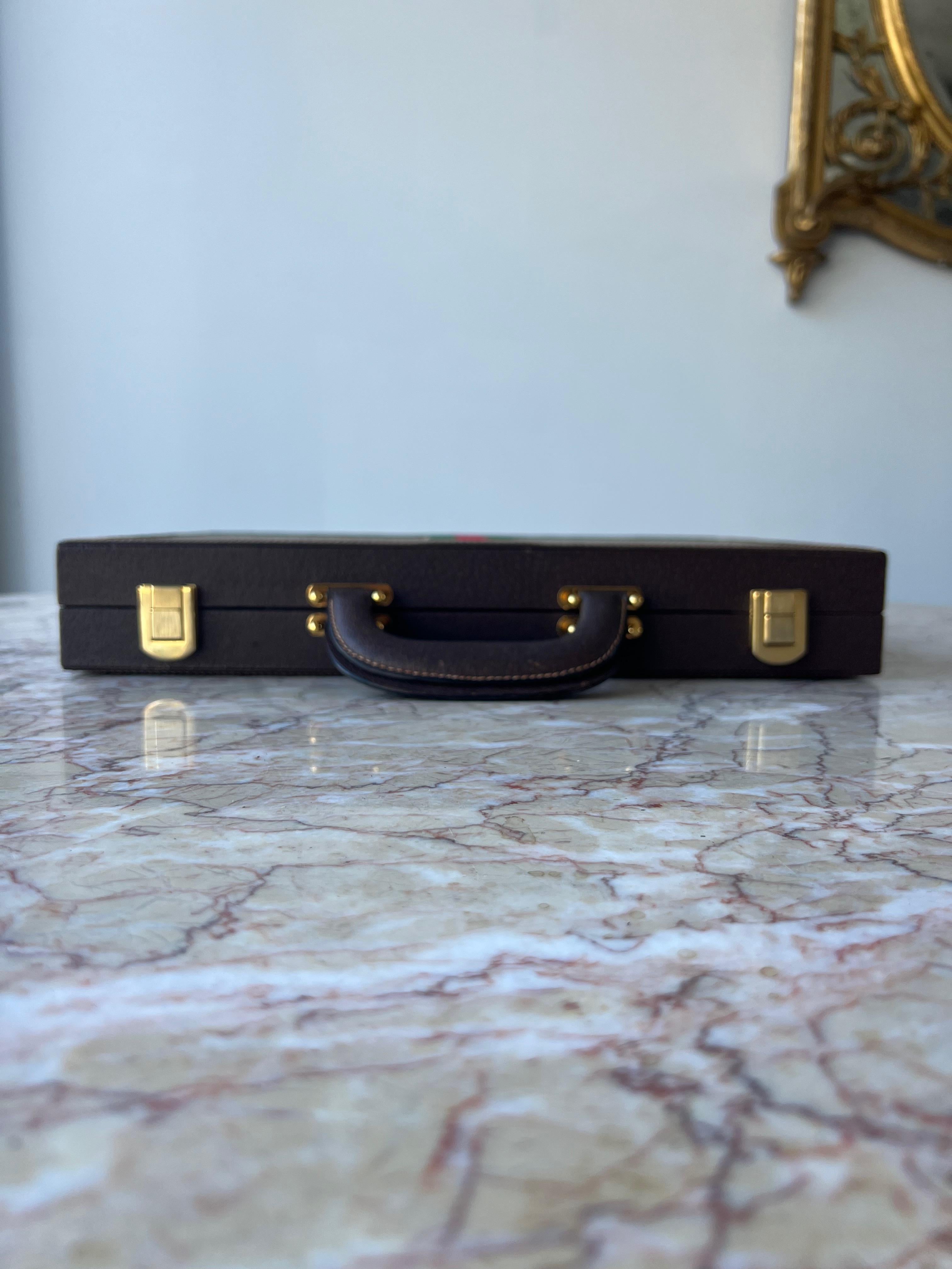 Ein klassisches Backgammon-Set von Gucci aus den 1970er Jahren, hergestellt in Italien, mit dem klassischen 