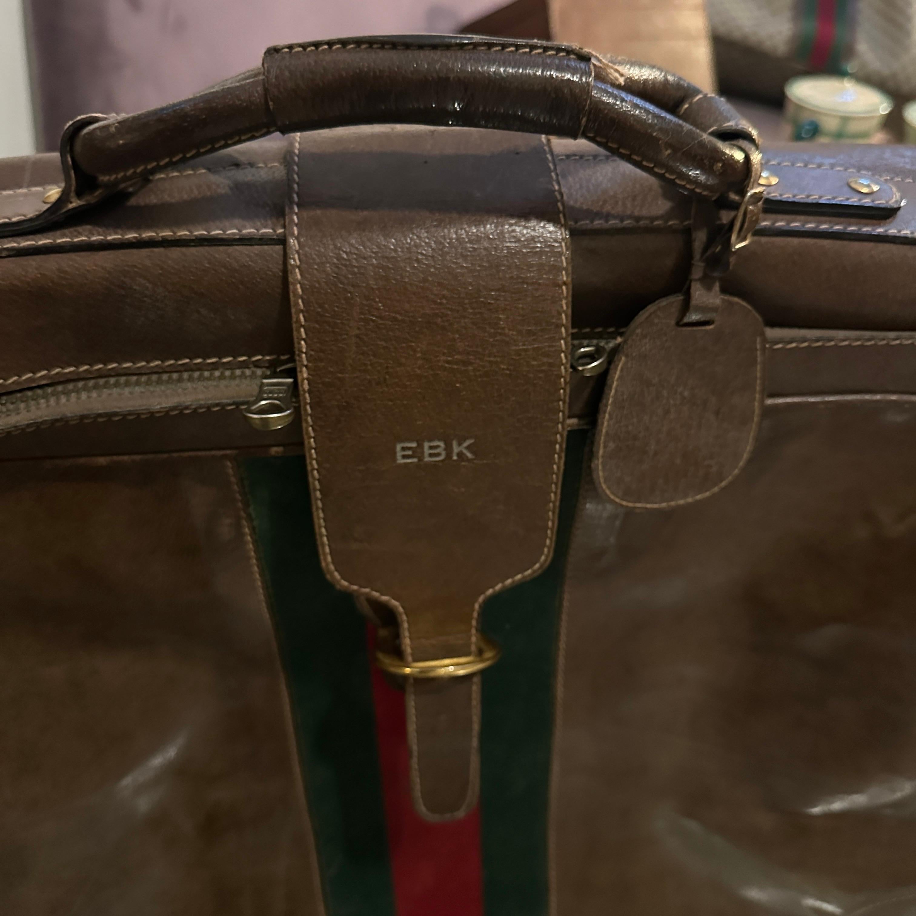 Women's or Men's A 1970s Iconic brown Leather Gucci Suitcase For Sale