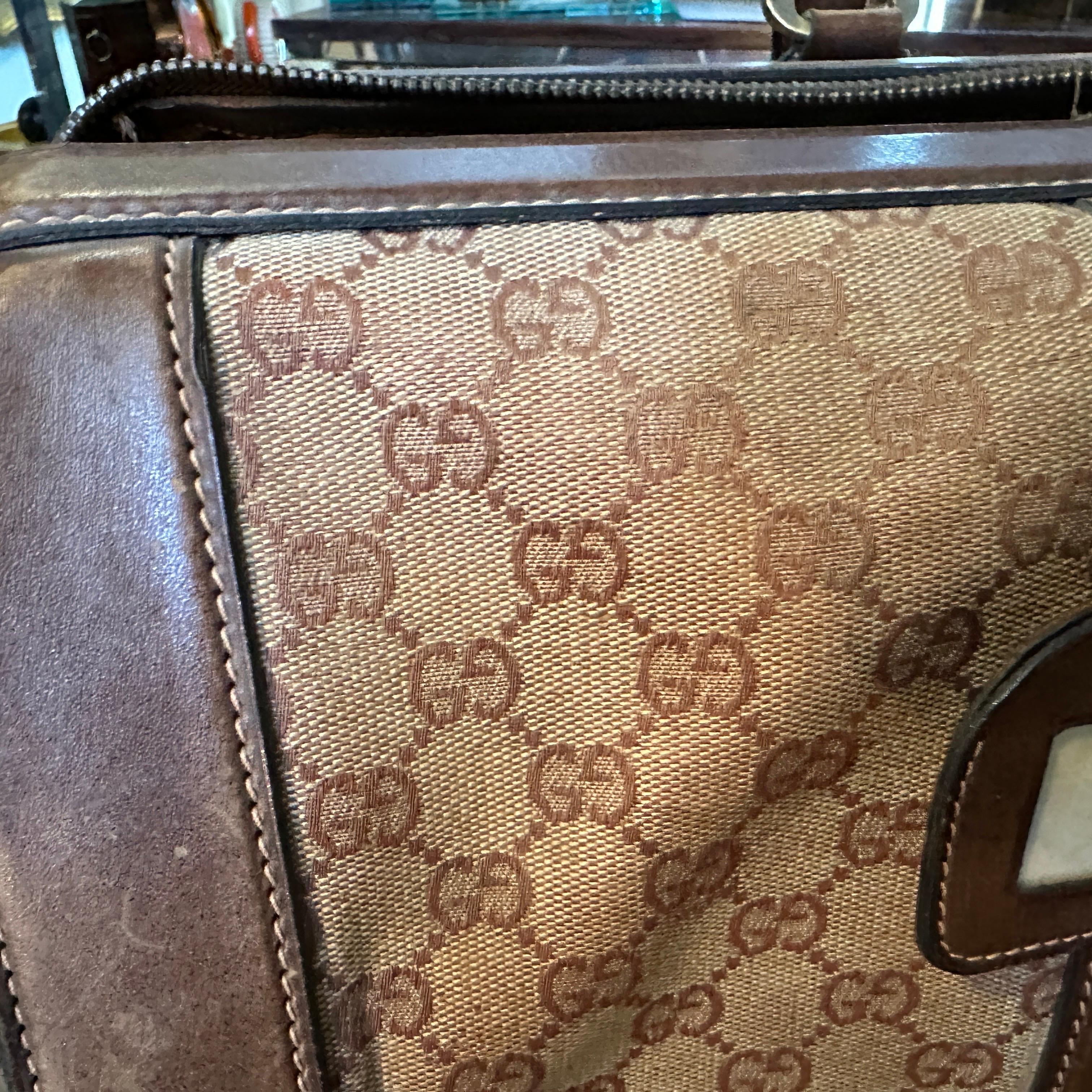A 1970s Iconic GG Monogram Bowling Bag by Gucci For Sale 8