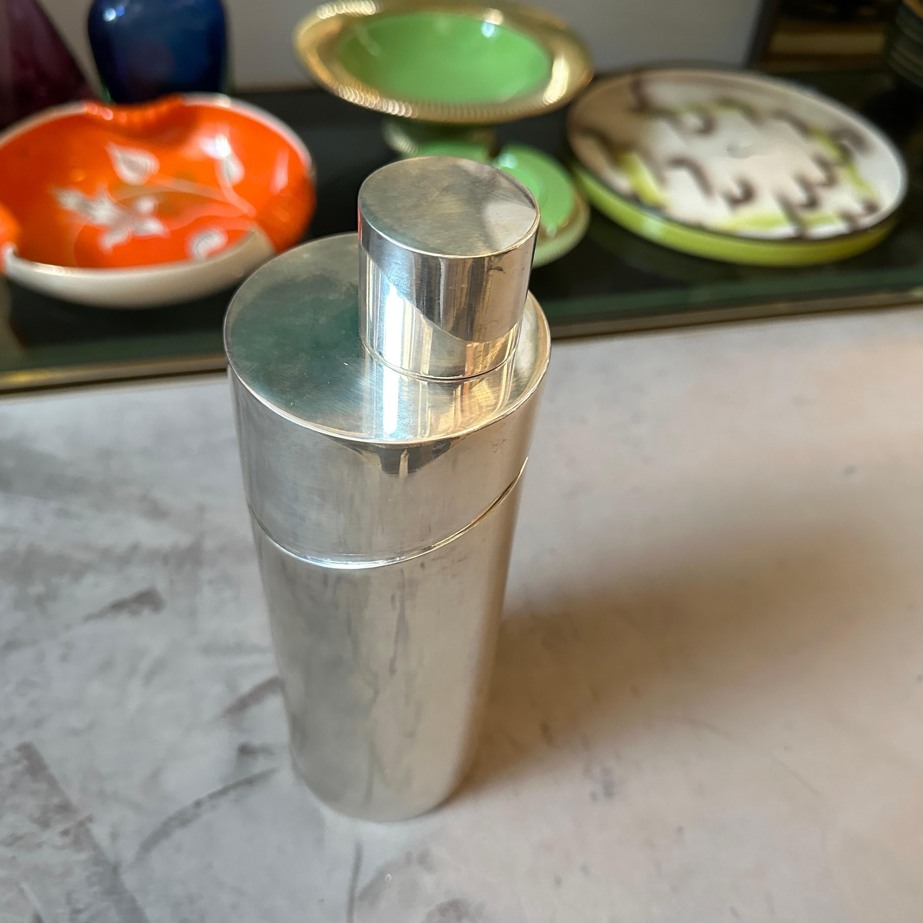 Una coctelera minimalista icónica de los años 70, de Lino Sabattini para Christofle en venta 2