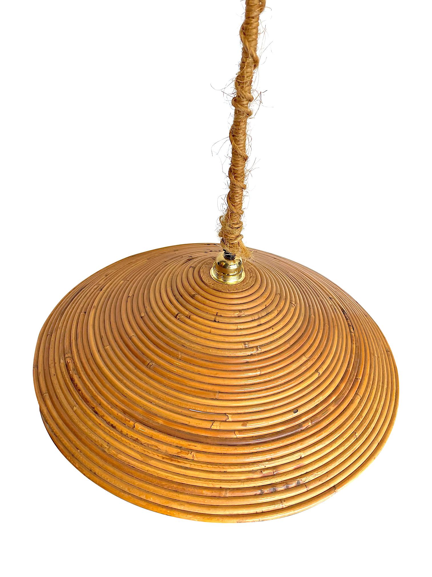 1970s Italian Bamboo Circular Pendant Light In Good Condition In London, GB