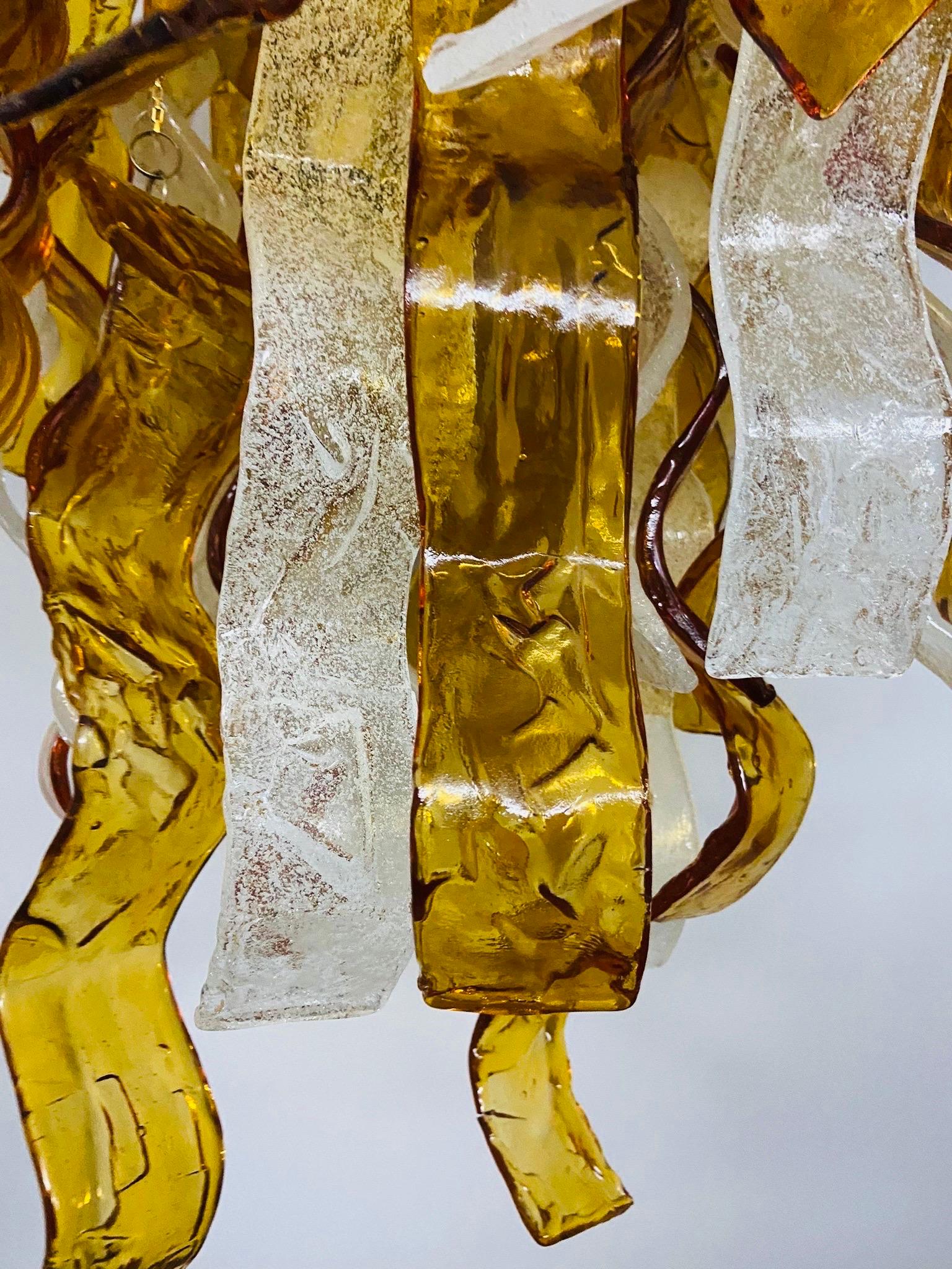Lustre à grande cascade en verre de Murano moderne du milieu du siècle dernier des années 1970. Excellent état - En vente à Aci Castello, IT