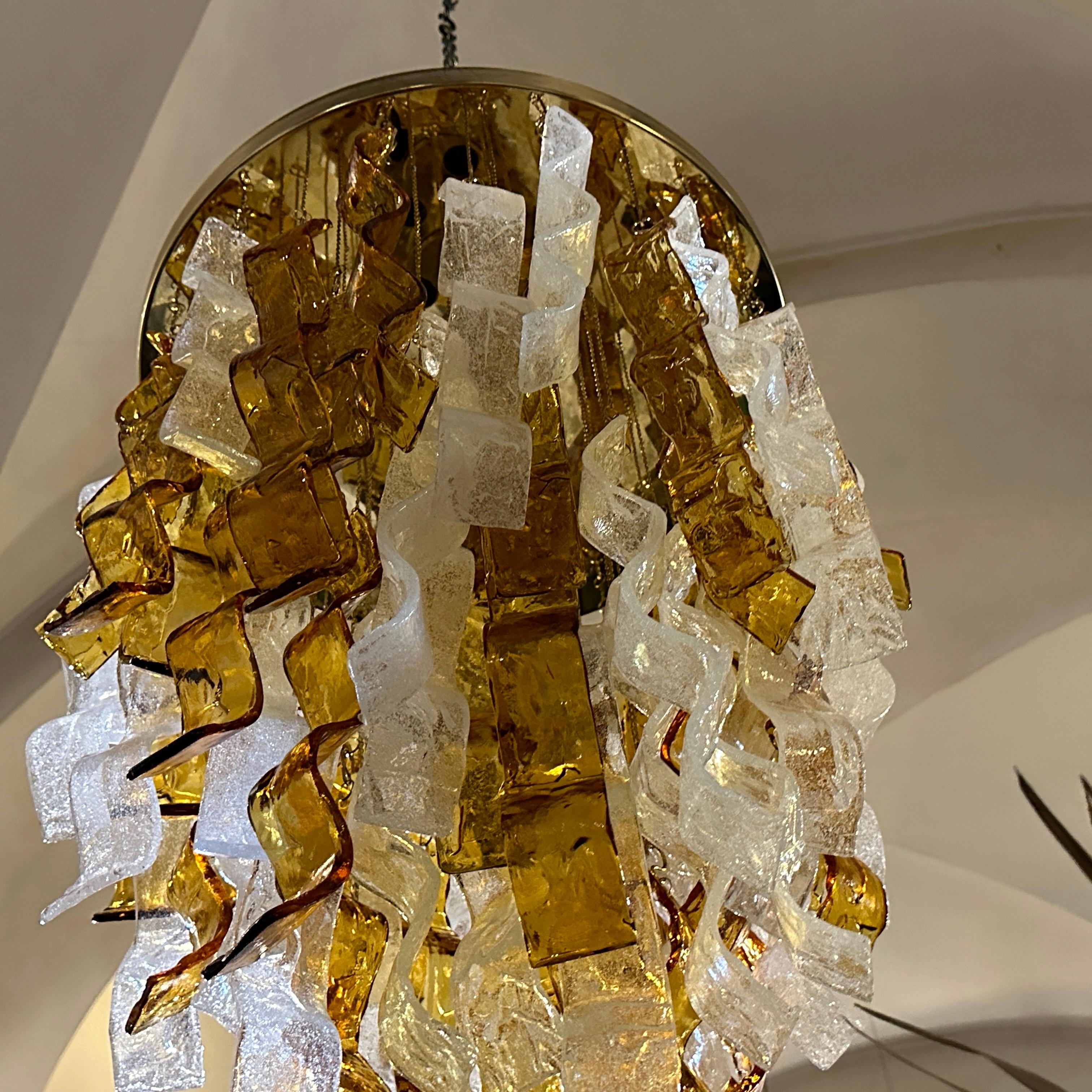 Verre de Murano Lustre à grande cascade en verre de Murano moderne du milieu du siècle dernier des années 1970. en vente