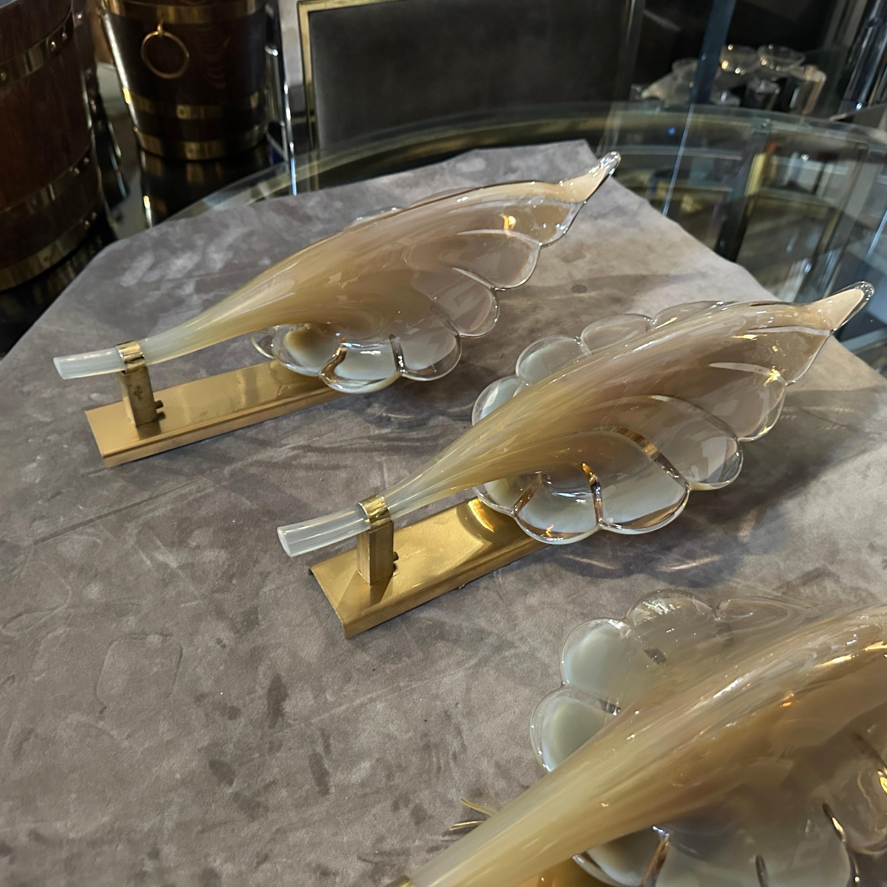 A 1970s Mid-Century Modern Brown Murano Glass Leaf Wall Sconce by Franco Luce For Sale 5