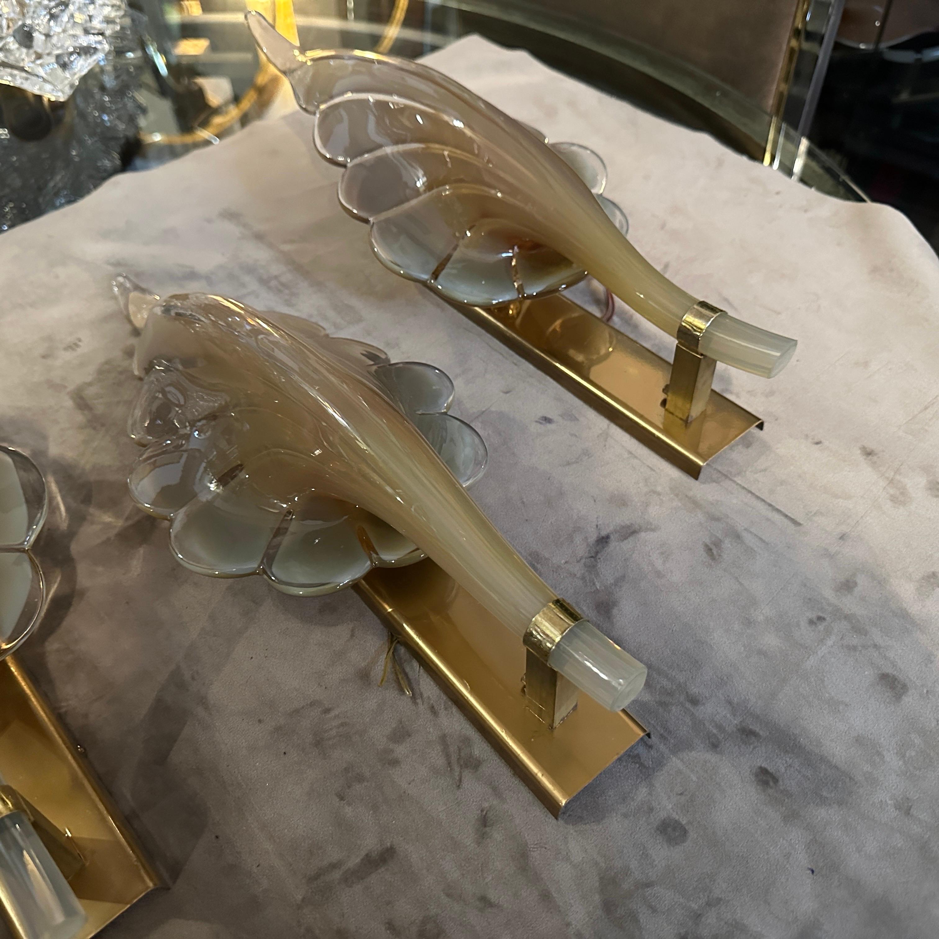 20th Century A 1970s Mid-Century Modern Brown Murano Glass Leaf Wall Sconce by Franco Luce For Sale