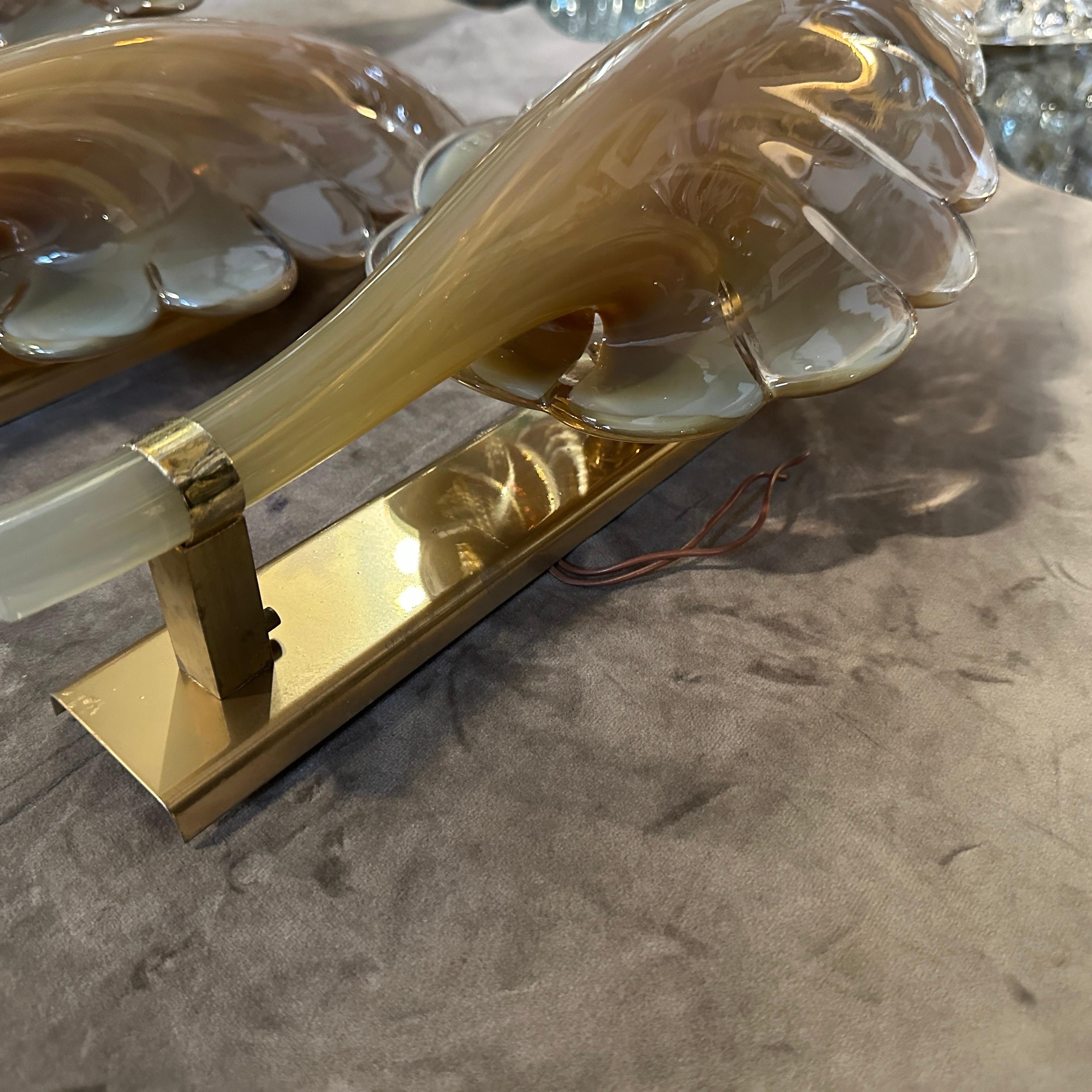 A 1970s Mid-Century Modern Brown Murano Glass Leaf Wall Sconce by Franco Luce For Sale 4