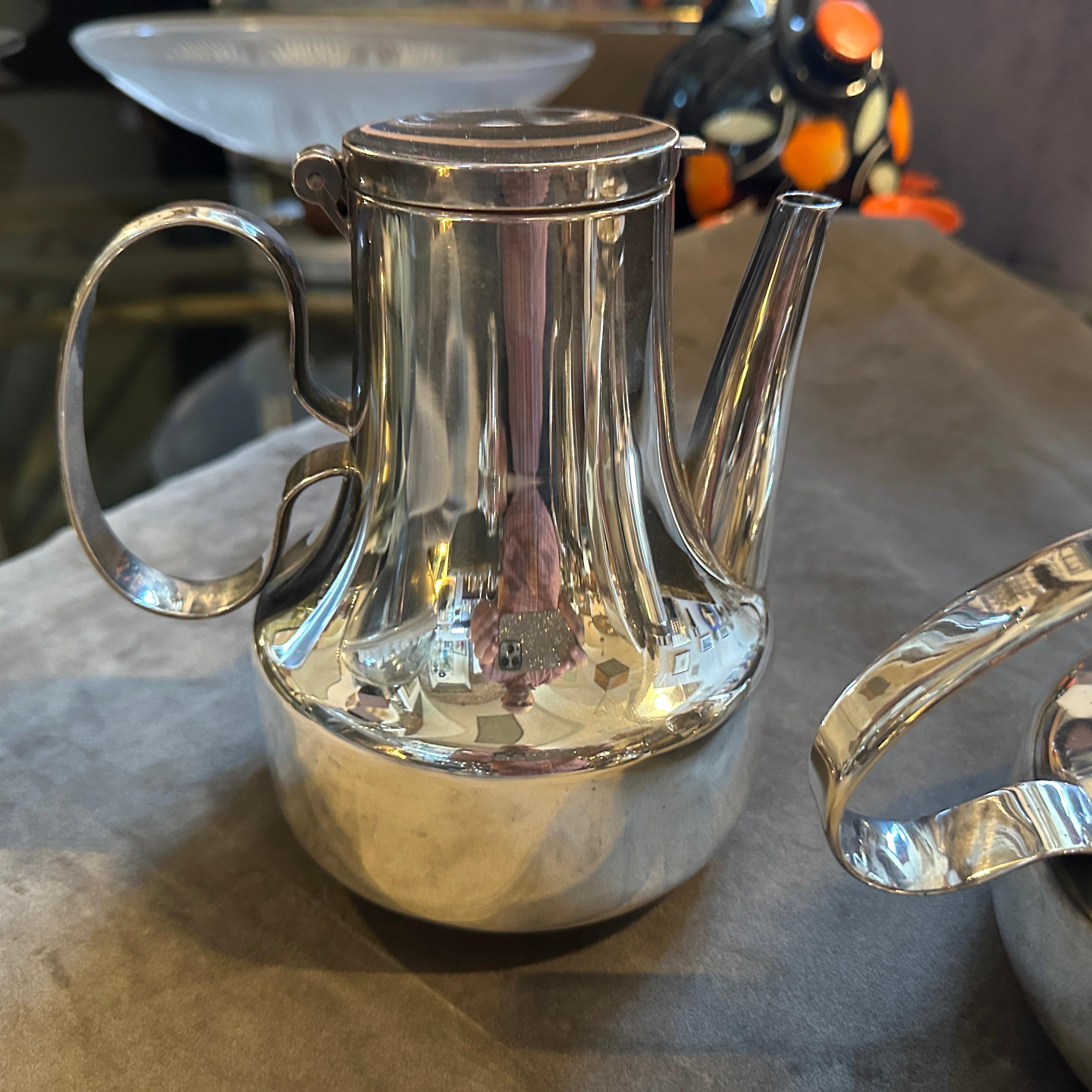 Un set di Lino Sabattini placcato in argento degli anni '70, metà del secolo scorso, mod. Suite 1967 in vendita 9