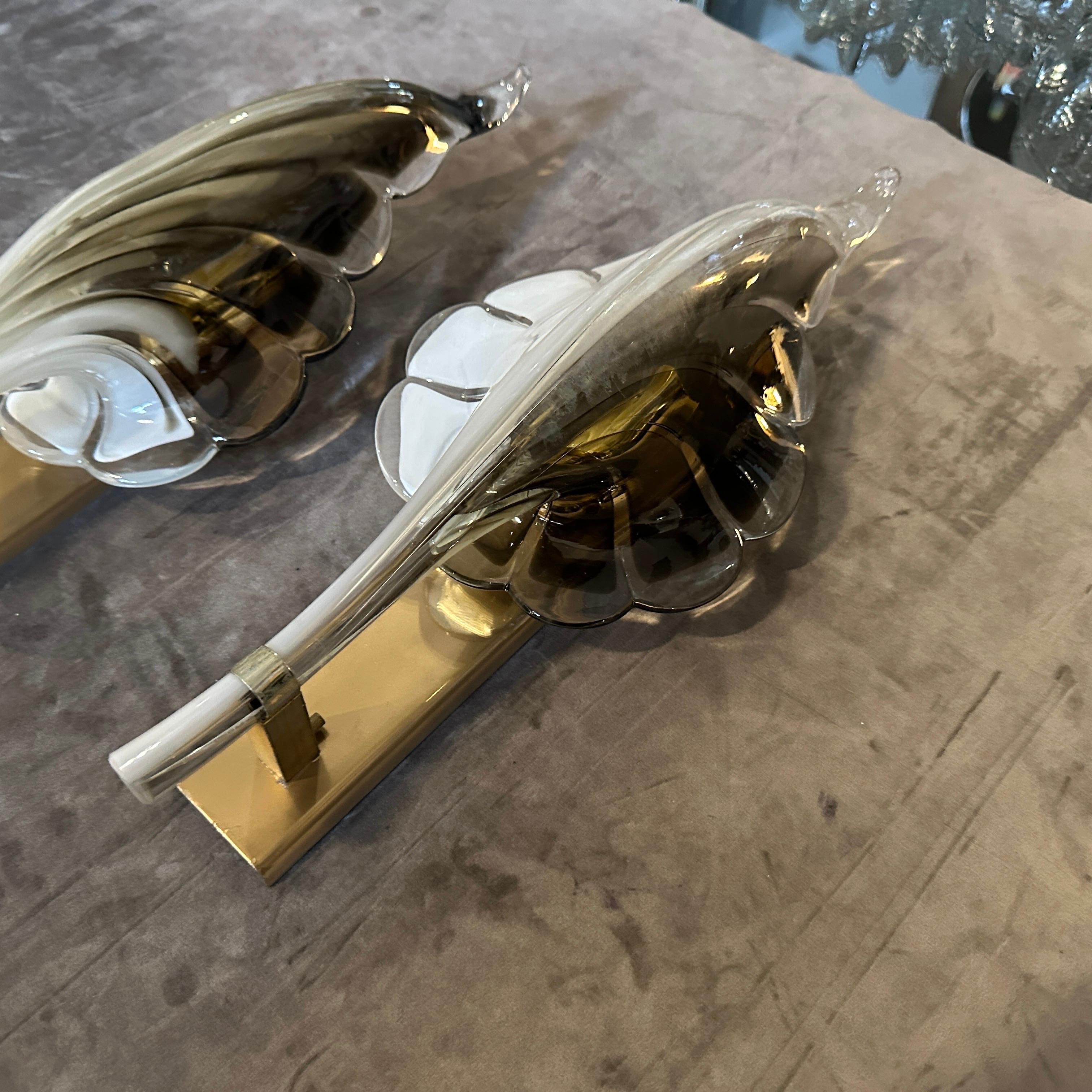 A 1970s Mid-Century Modern Murano Glass Leaf Wall Sconce by Franco Luce For Sale 10