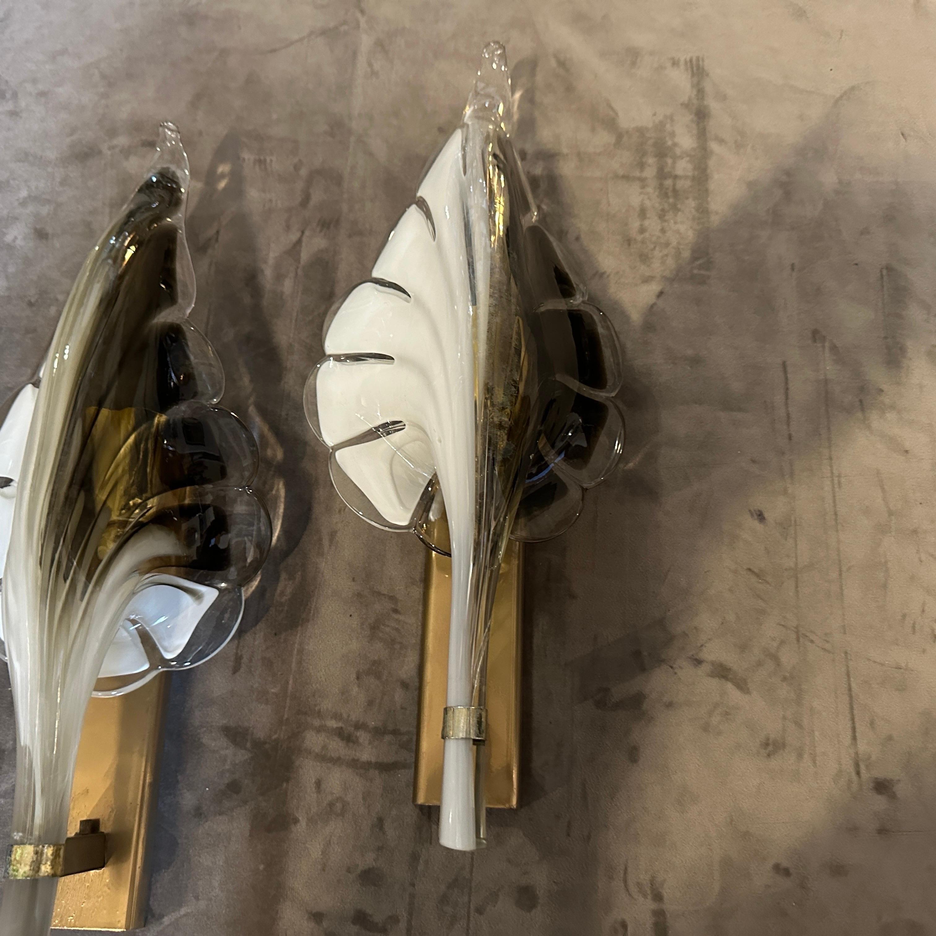 A 1970s Mid-Century Modern Murano Glass Leaf Wall Sconce by Franco Luce For Sale 12