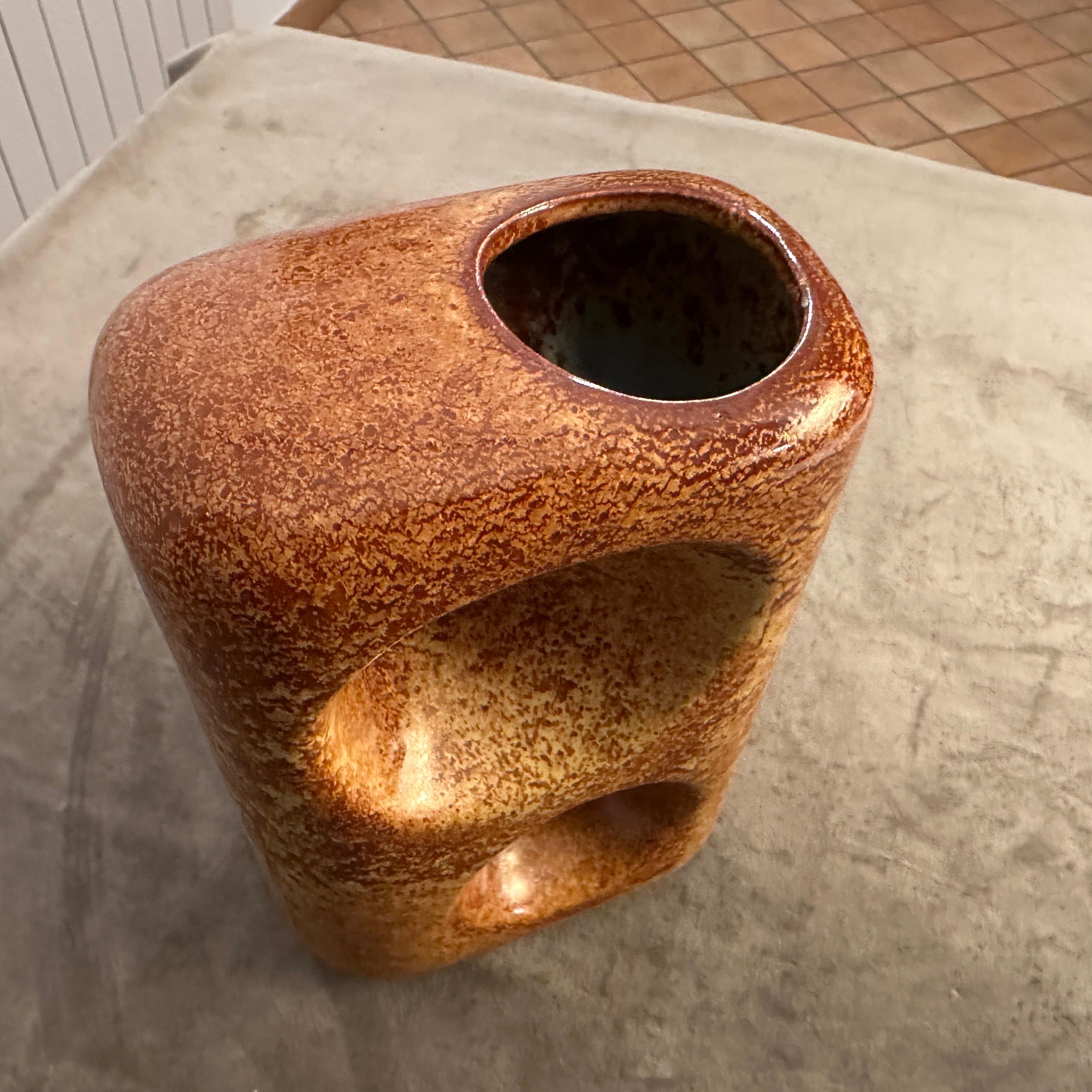 Modernistische italienische Keramikvase von Bertoncello aus den 1970er Jahren (Moderne) im Angebot
