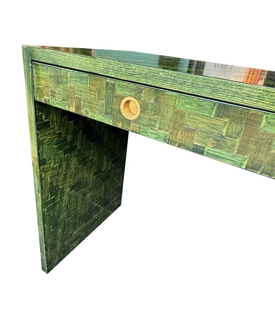 A 1970s woven green rattan three drawer console table by Vivai Del Sud For Sale 5
