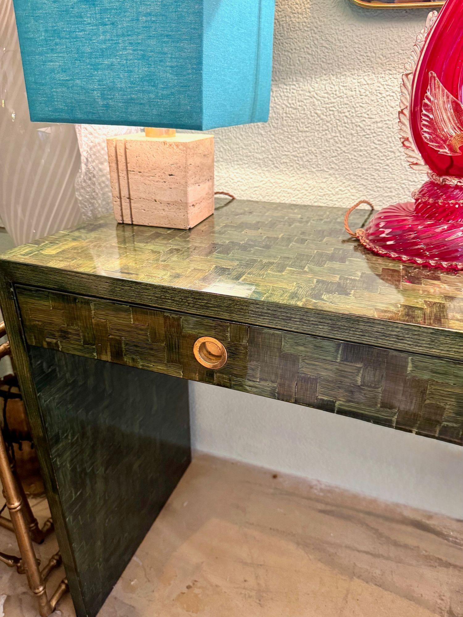 A 1970s woven green rattan three drawer console table by Vivai Del Sud For Sale 6