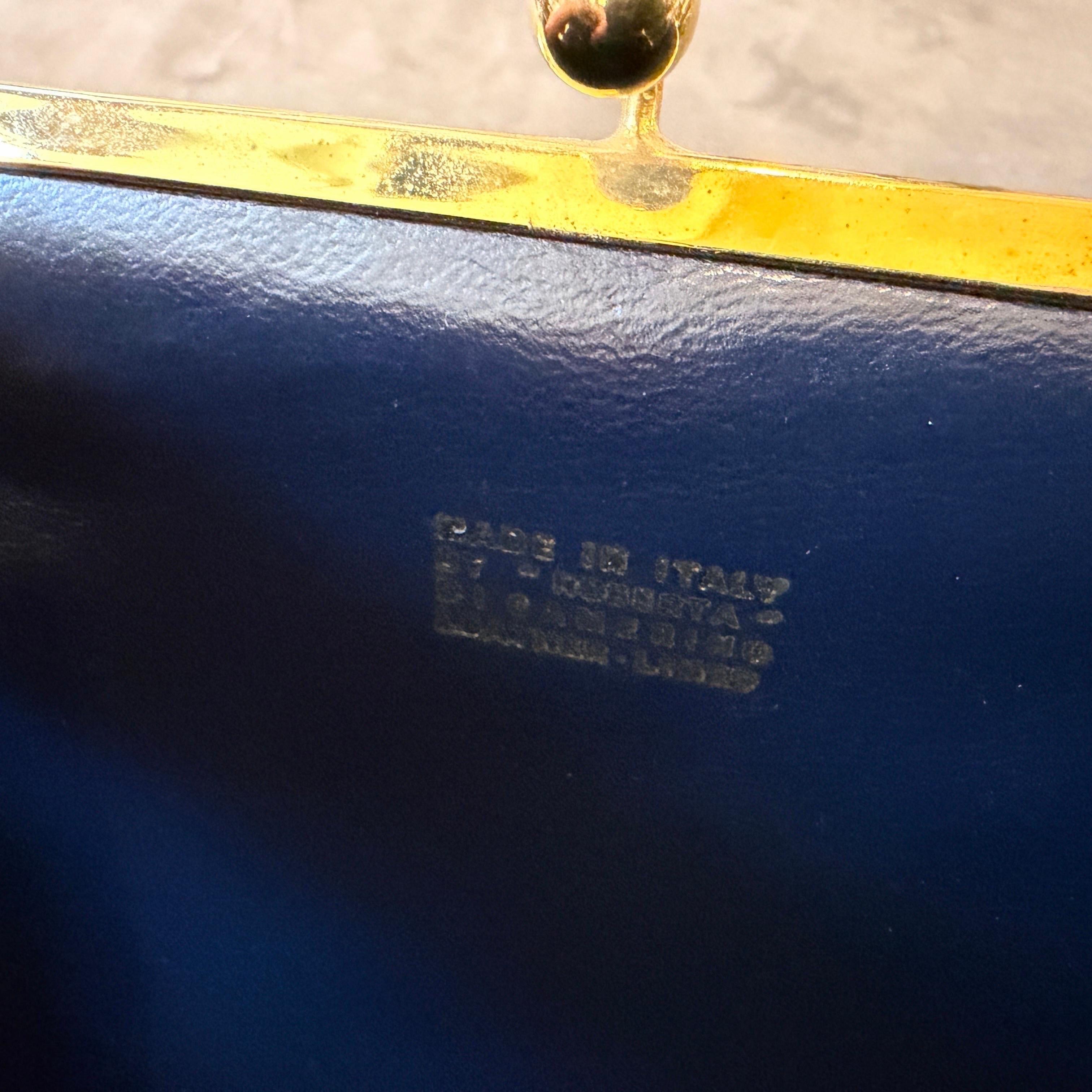 A 1980s Elegant Blue Velvet and Brass Evening Bag by Roberta di Camerino in vendita 1