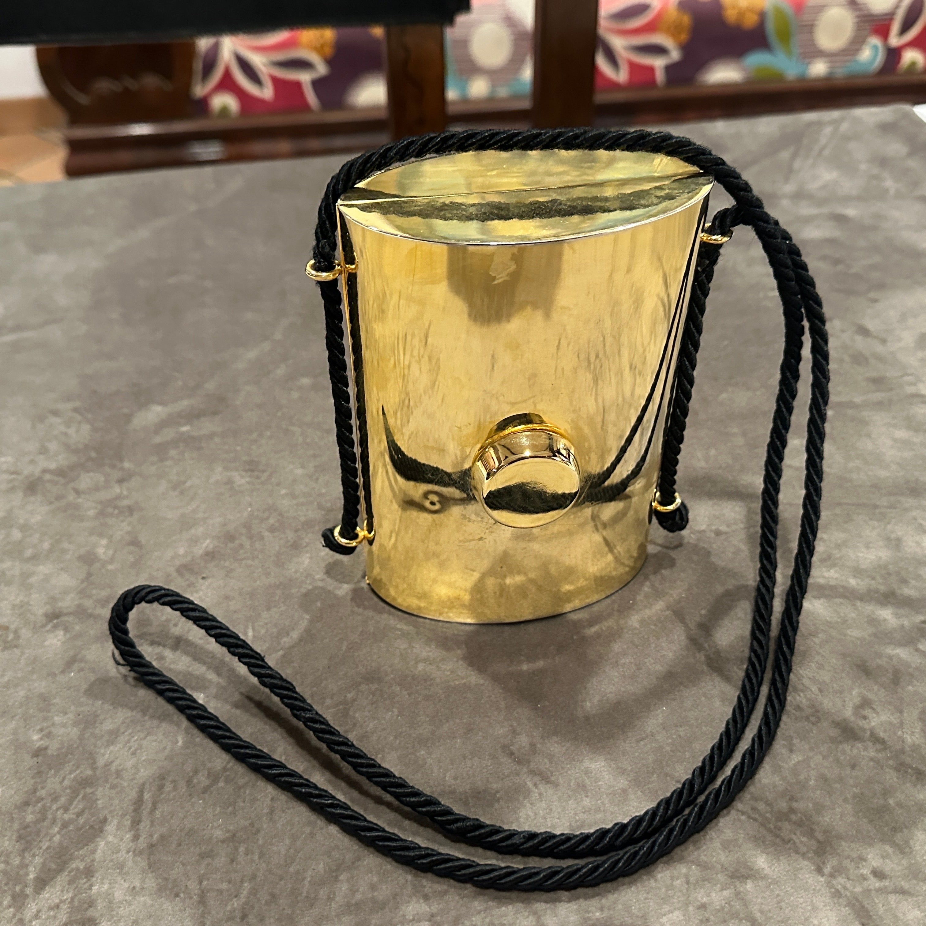 Beige A 1980s Extravagant Brass, Leather and Black Rope Italian Minaudière en vente