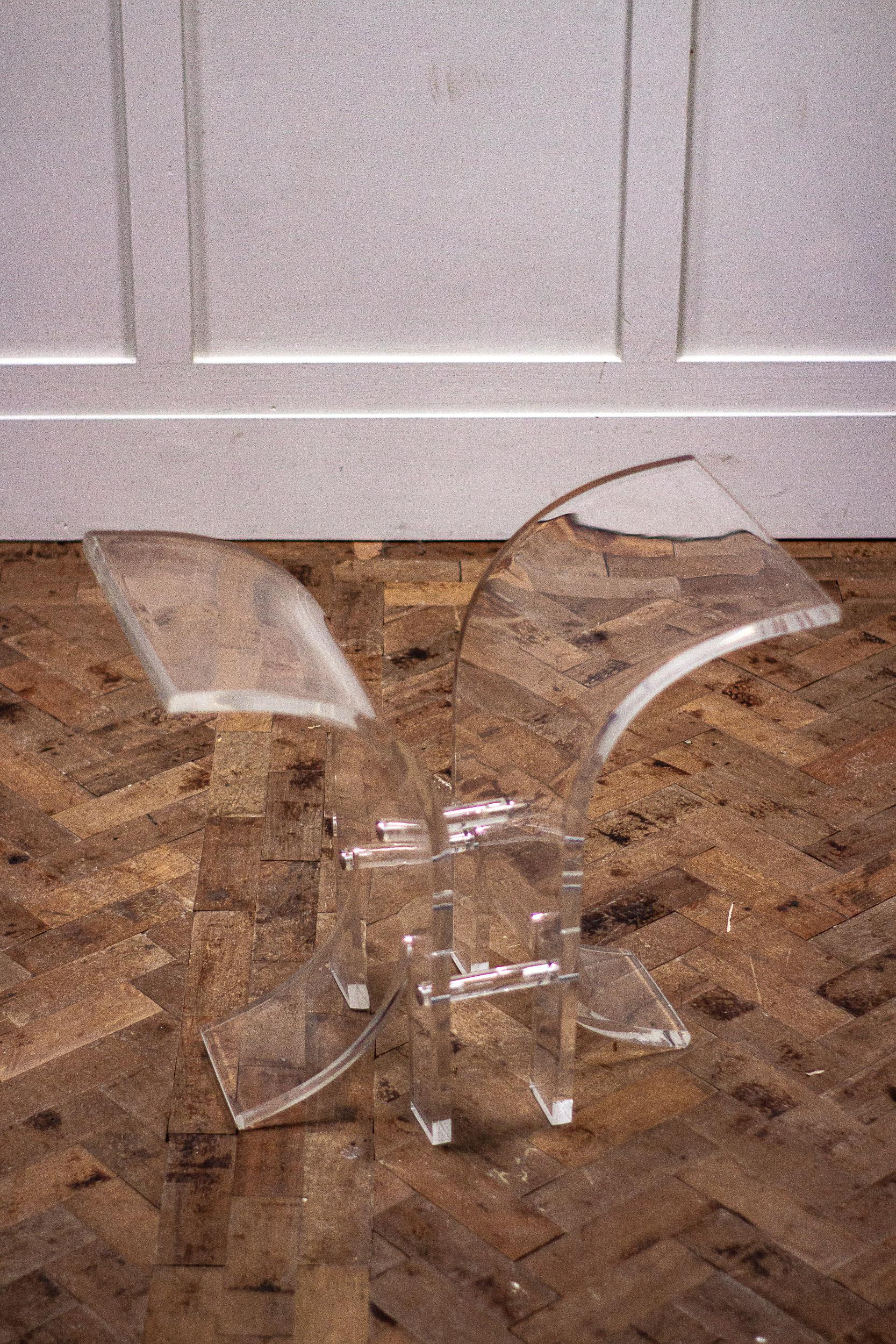 Late 20th Century 1980s Hollywood Regency Clear Lucite and Glass Side Table