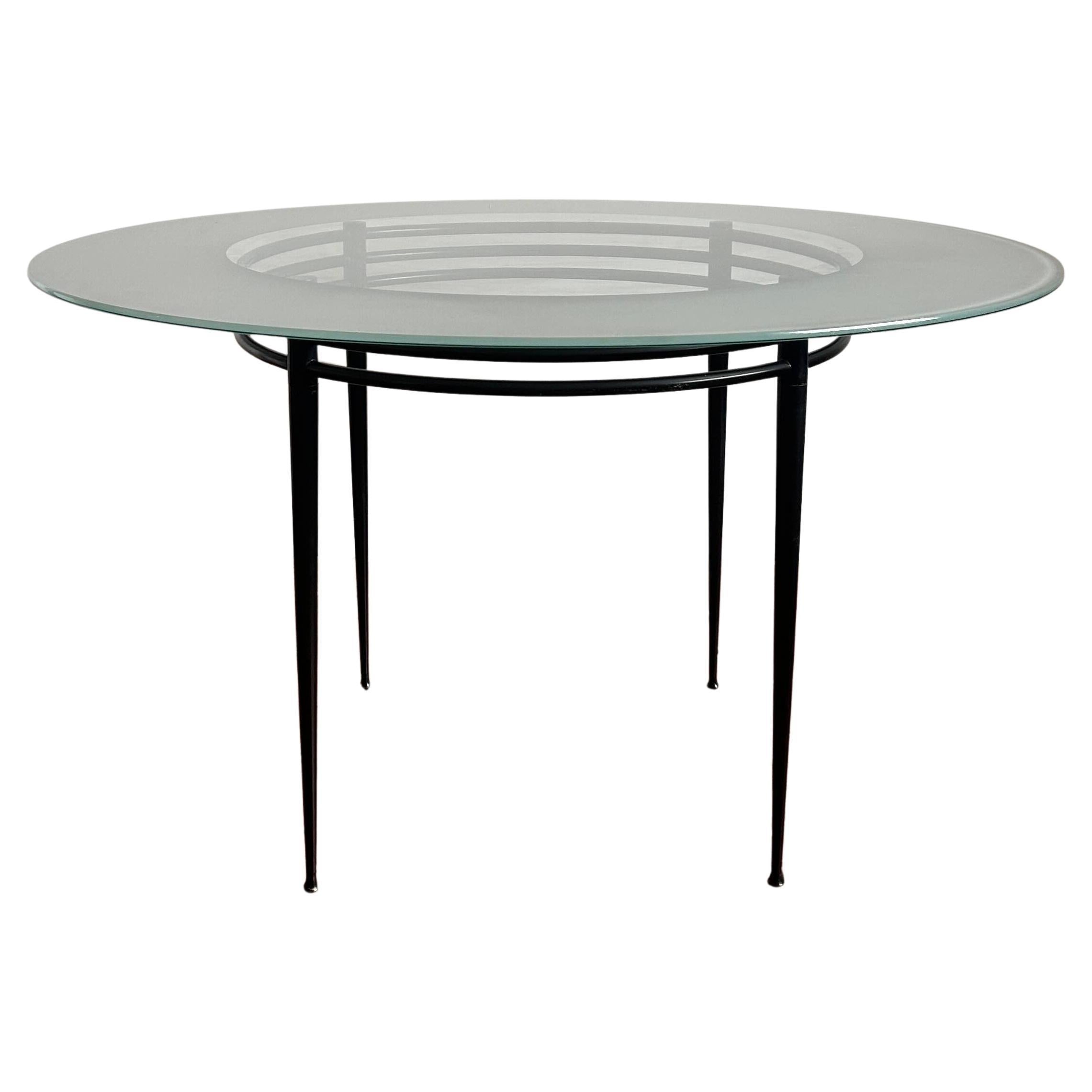 A 1980s ‘Lunar’ dining table by Pascal Mourgue for Artelano For Sale