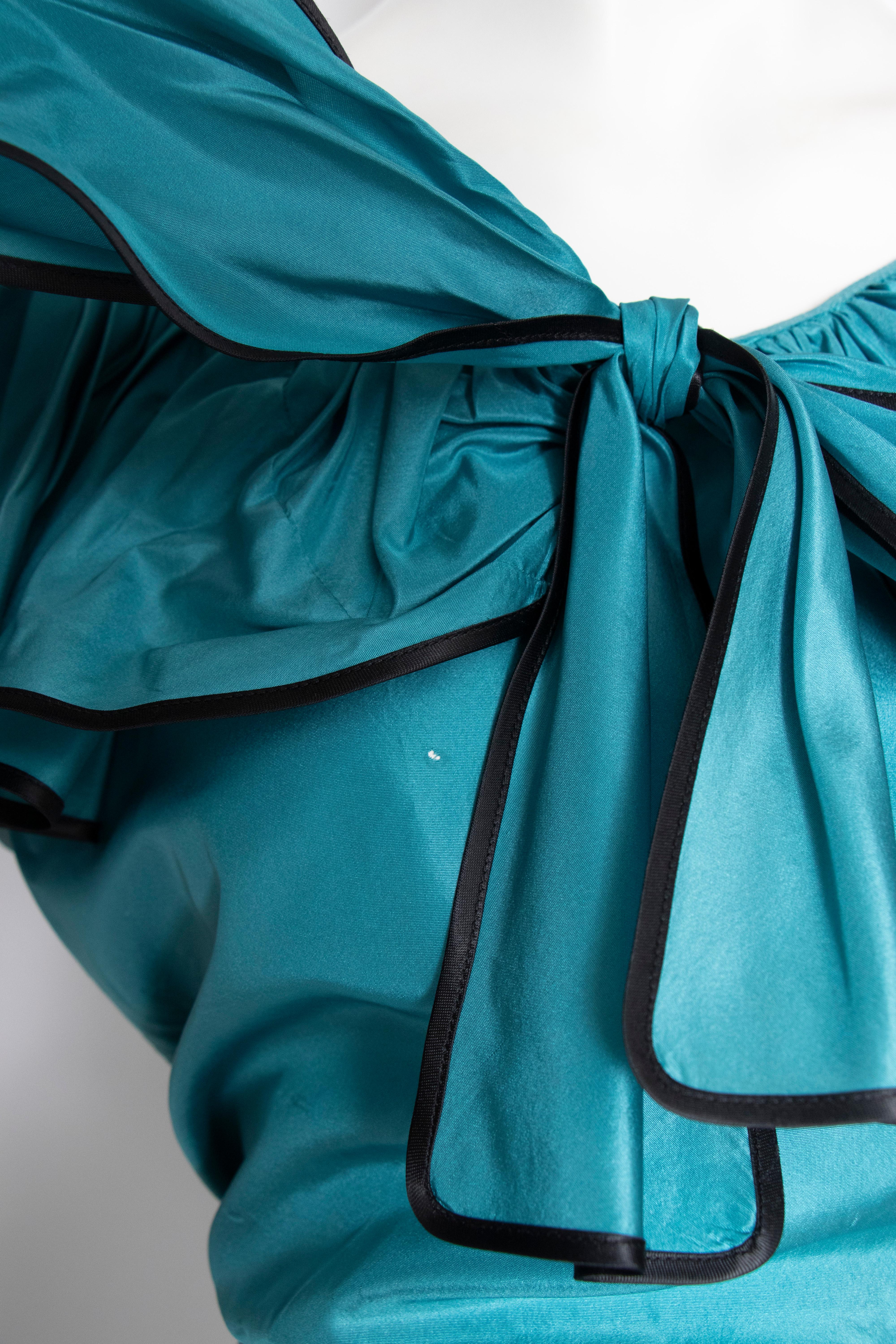 A 1980s Vintage Yves Saint Laurent Rive Gauche Teal Blue Silk Taffeta Two-Piece For Sale 3