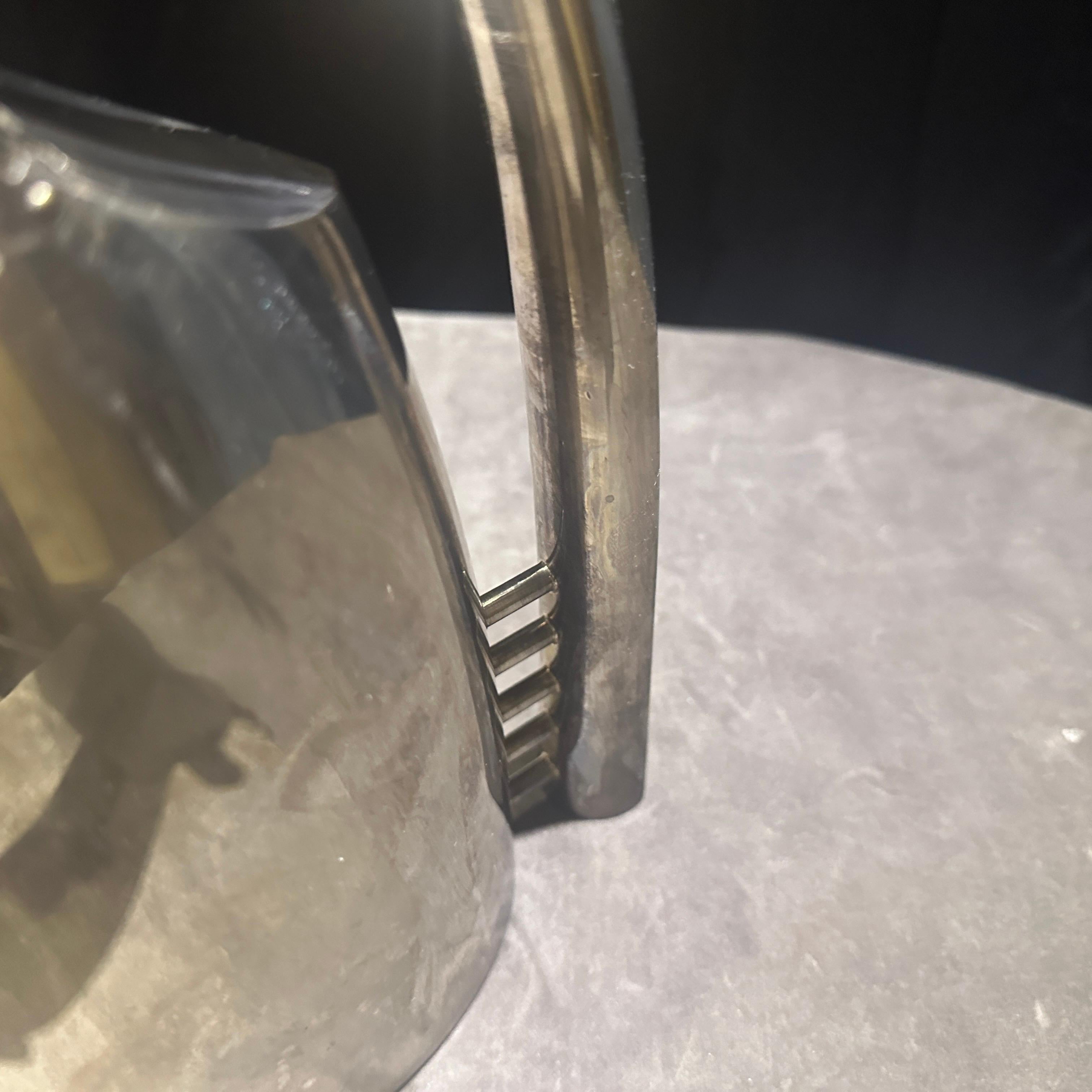A 1989 Minimalist Silver Plated Fenice Coffee Pot Designed by Lino Sabattini For Sale 9